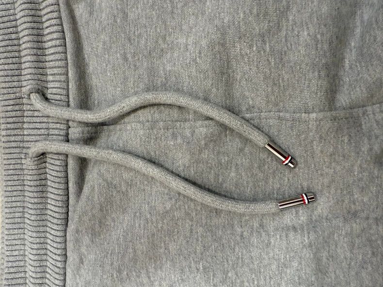 Thom Browne Thom Browne size5 Grey striped shorts Size US 29 - 3 Thumbnail