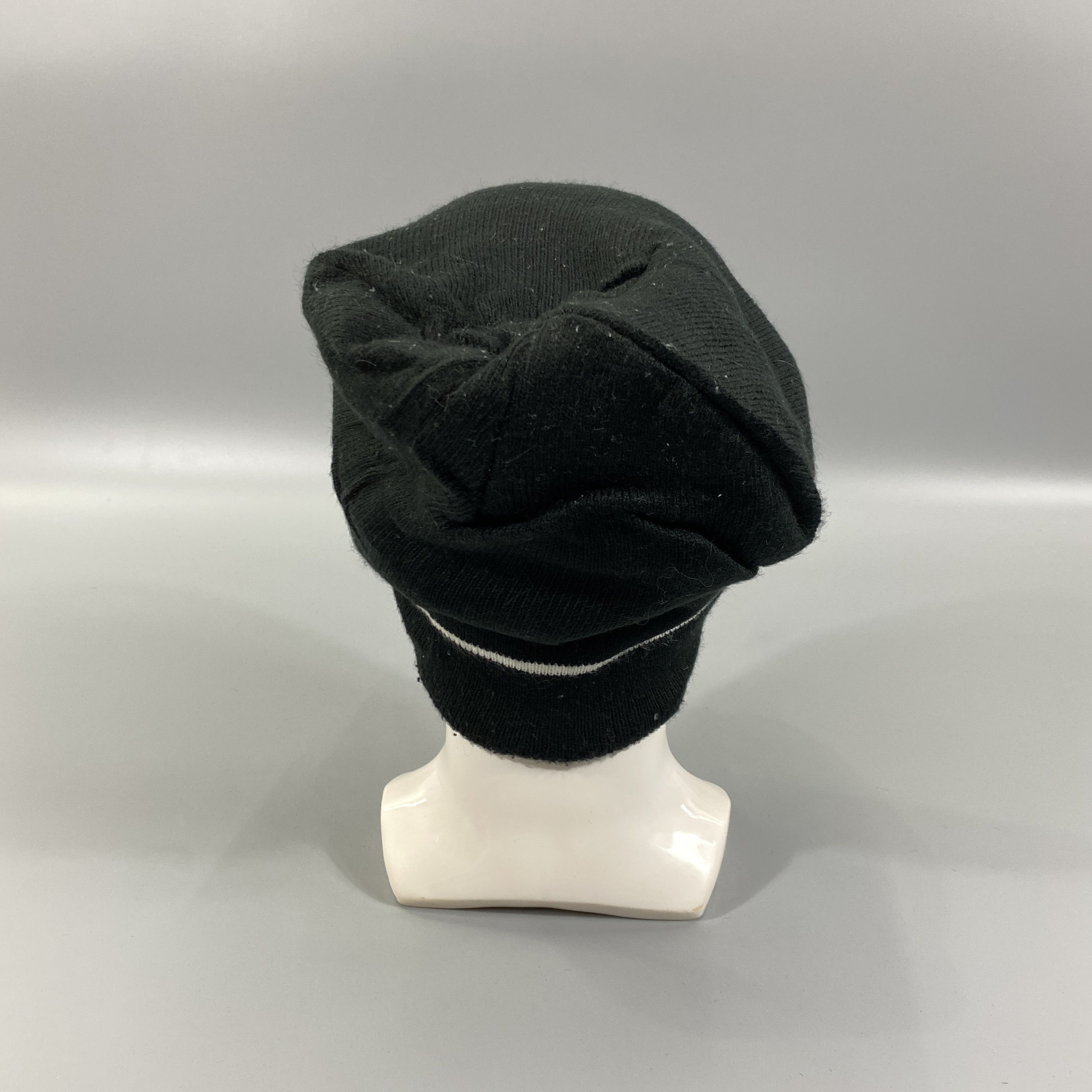 Japanese Brand TaylorMade Slouchy Beanie Hat Size ONE SIZE - 3 Thumbnail