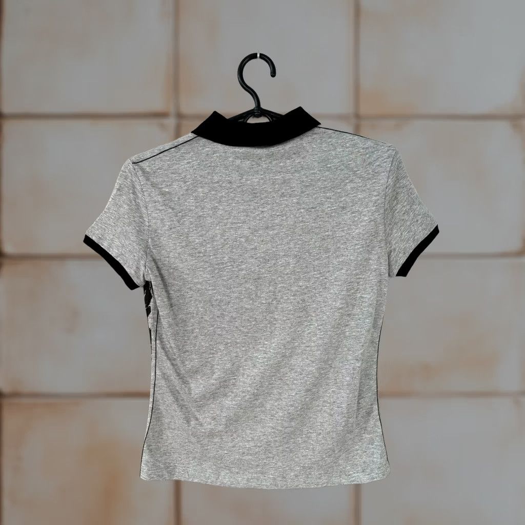 John Galliano JOHN GALLIANO Y2K NEWSPAPER GAZETTE GRAY POLO SHIRT KENDALL JENNER SIZE S WOMEN Size S / US 4 / IT 40 - 1 Thumbnail