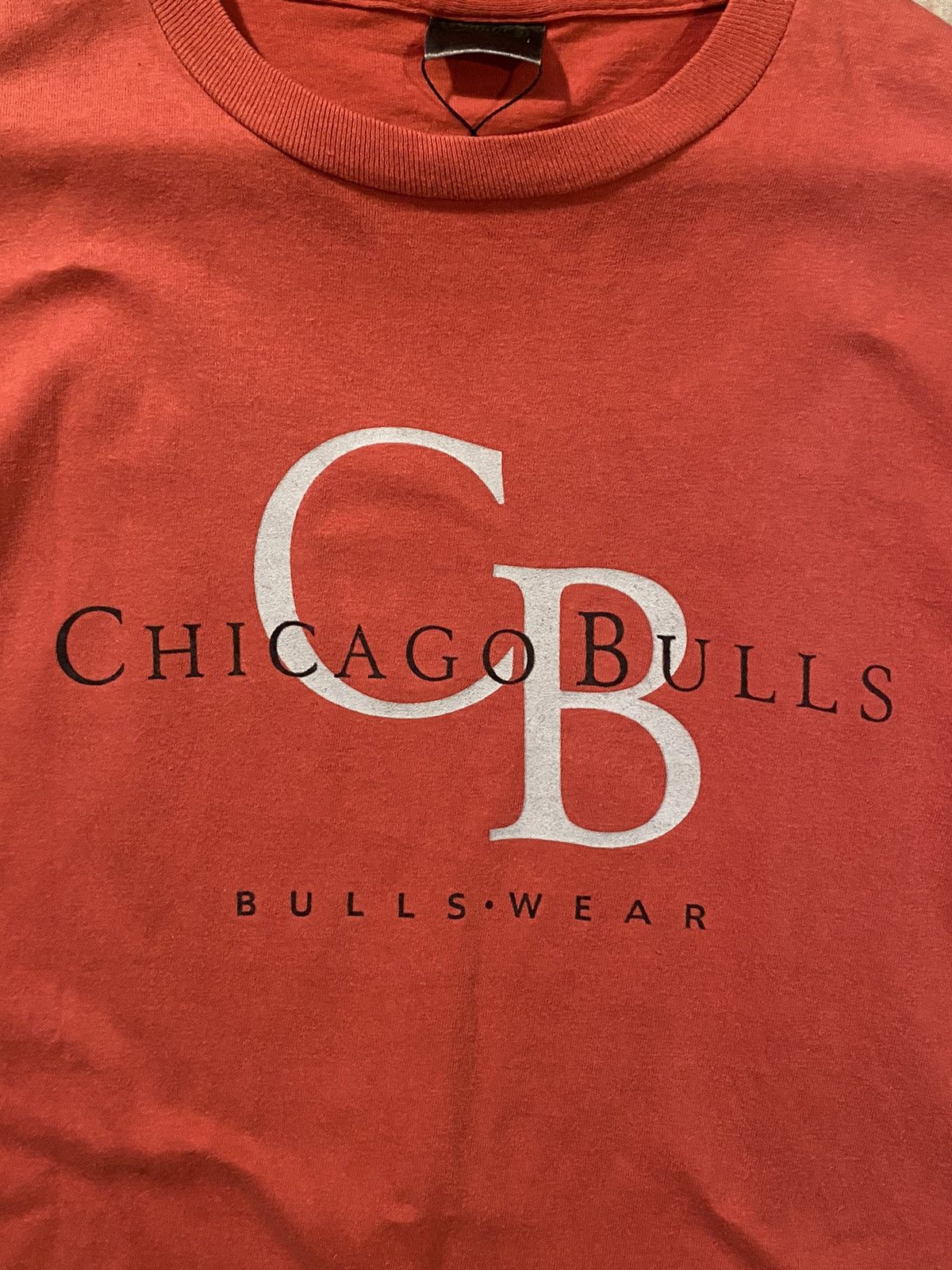 NBA × Vintage Vintage 1996 Chicago Bulls NBA by Changes Sport Size US M / EU 48-50 / 2 - 3 Thumbnail