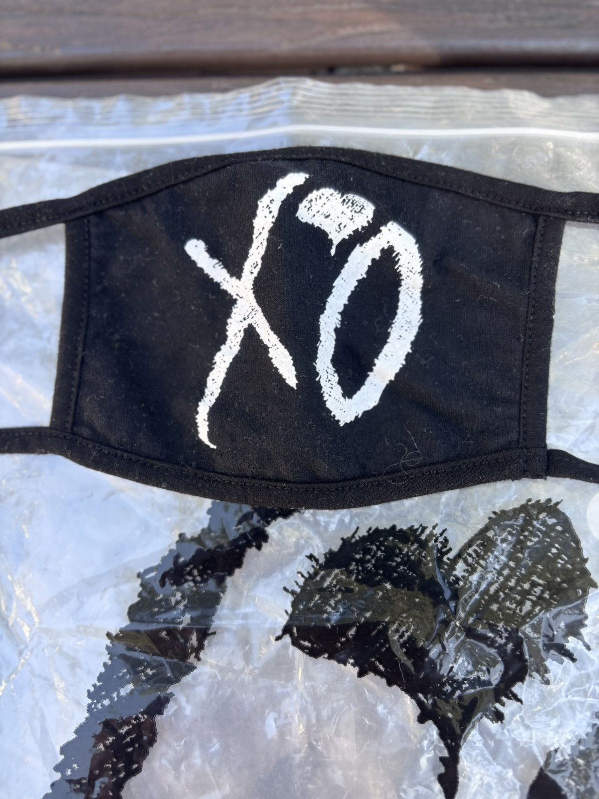 XO xo mask - limited edition- rare - vintage- not used Size ONE SIZE - 4 Thumbnail