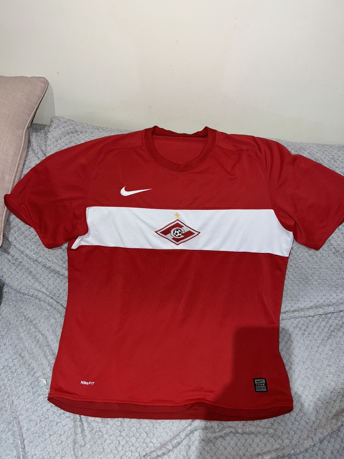 Nike 2009 Spartak Moscow Home Shirt Size US L / EU 52-54 / 3 - 1 Thumbnail