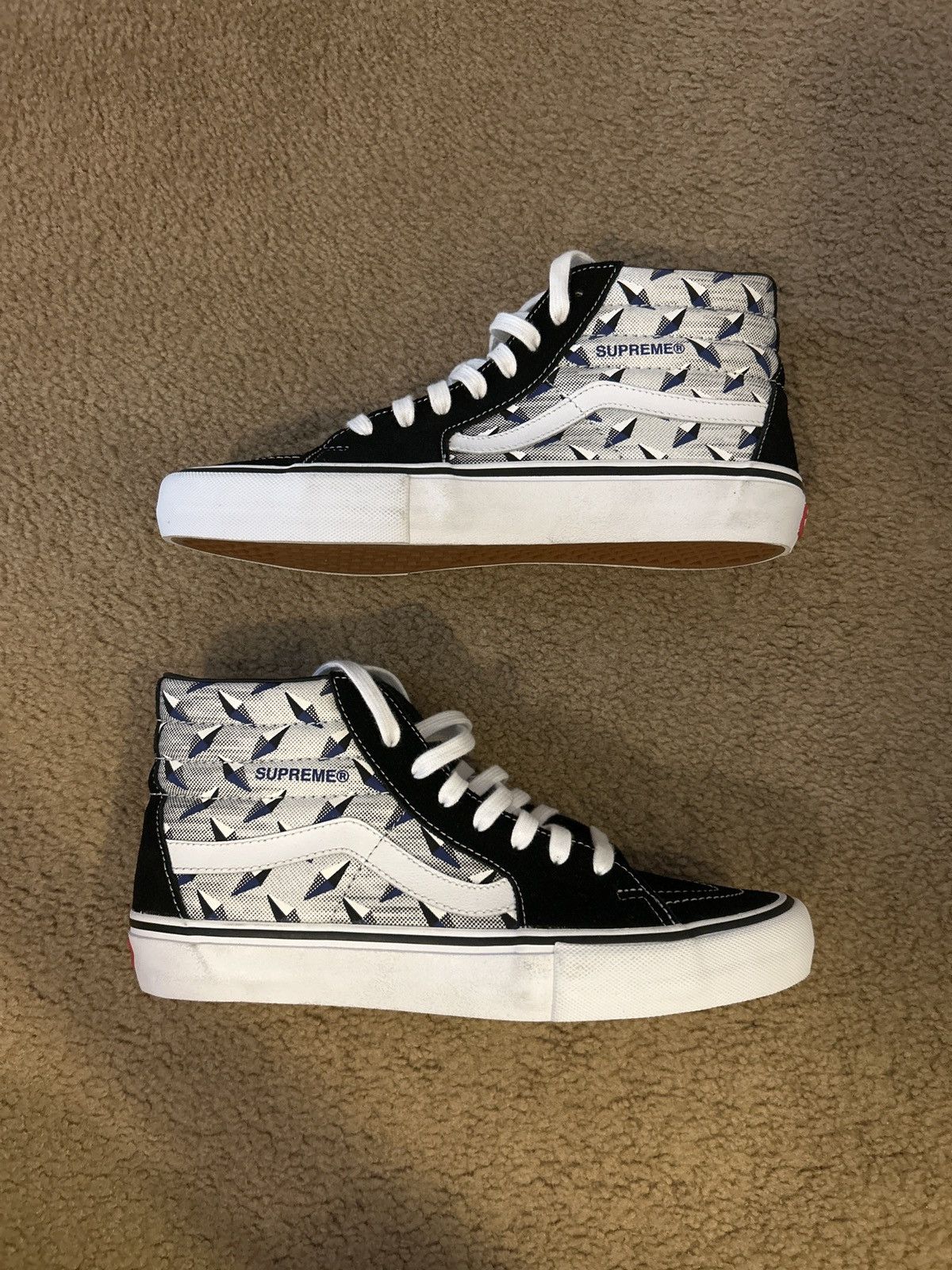 Supreme × Vans Supreme x Sk8-Hi Pro “Diamond Plate Black