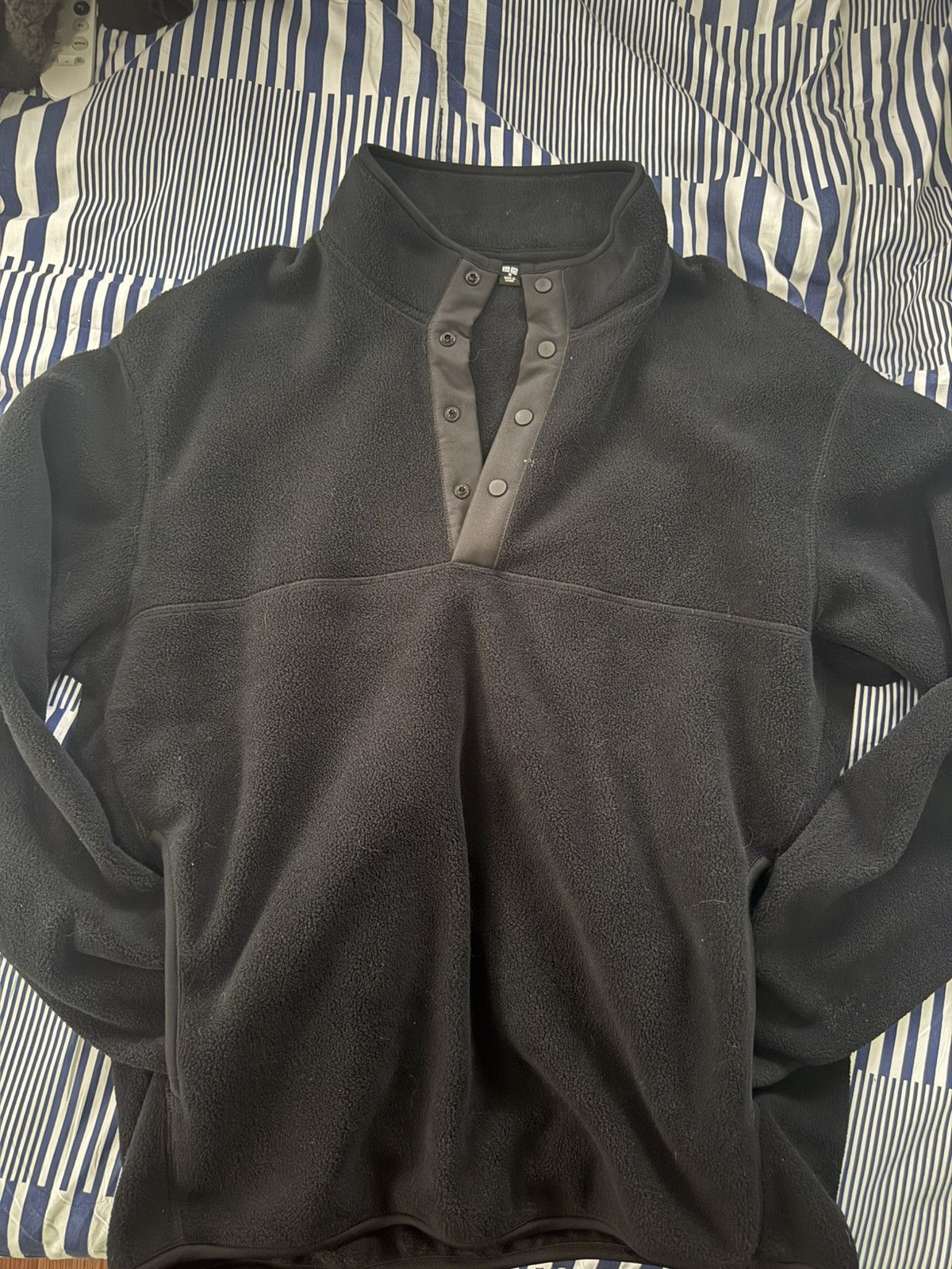 Japanese Brand × Uniqlo Uniqlo black button up sweater Size US M / EU 48-50 / 2 - 1 Thumbnail
