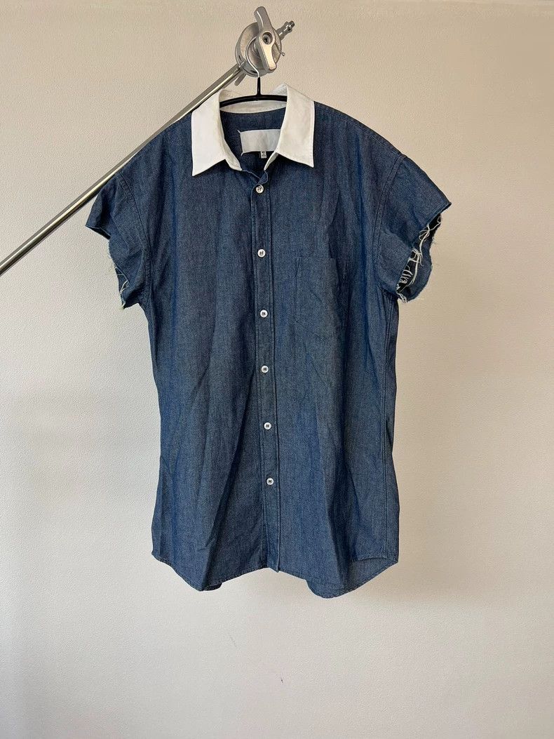 Maison Margiela Maison Margiela Size 36 White label denim short-sleeved shi Size US XS / EU 42 / 0 - 1 Thumbnail