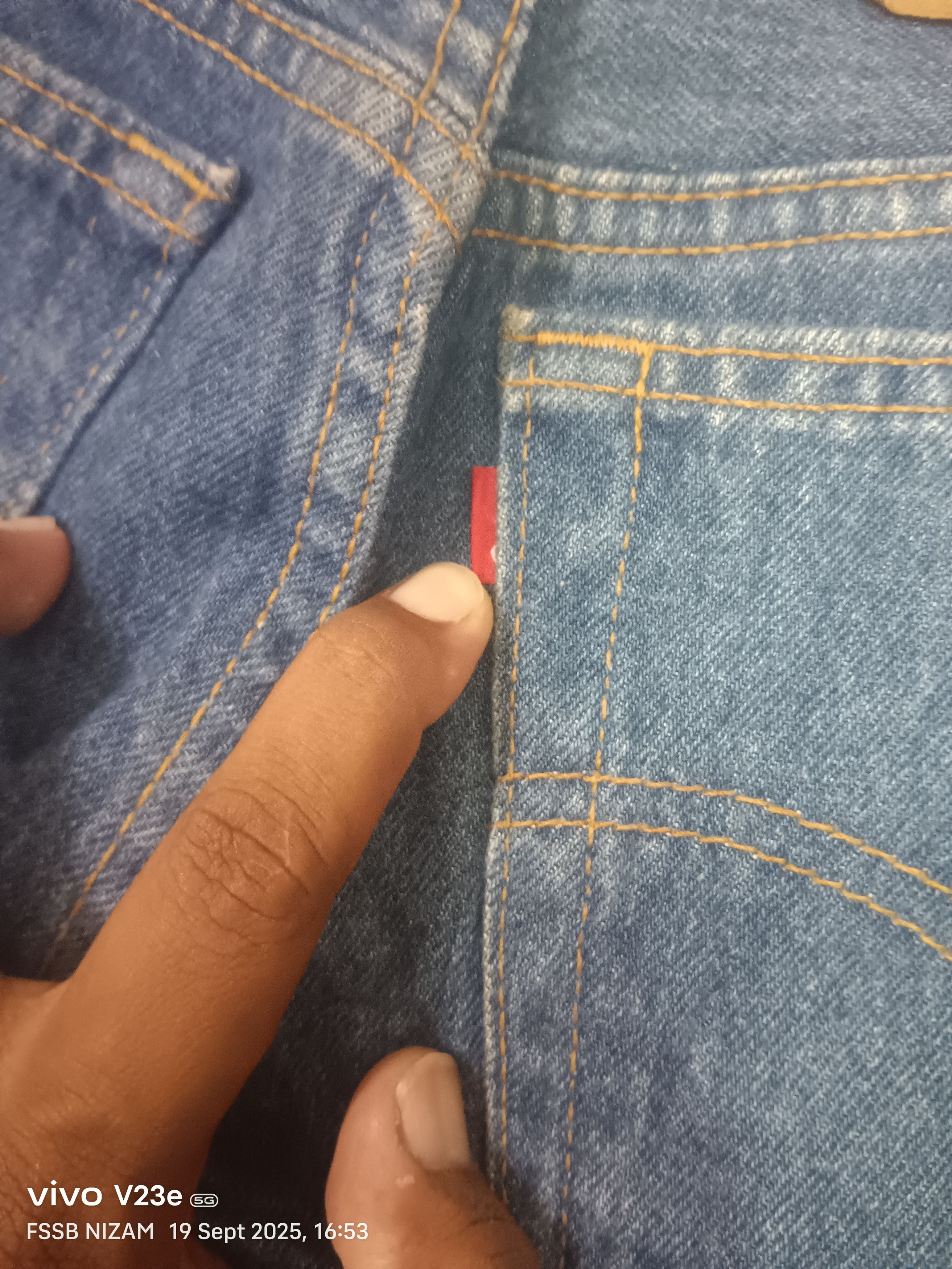 Levi's Vintage Levis 501 for Women Single Stitch Inseam USA Size 28" / US 6 / IT 42 - 7 Thumbnail