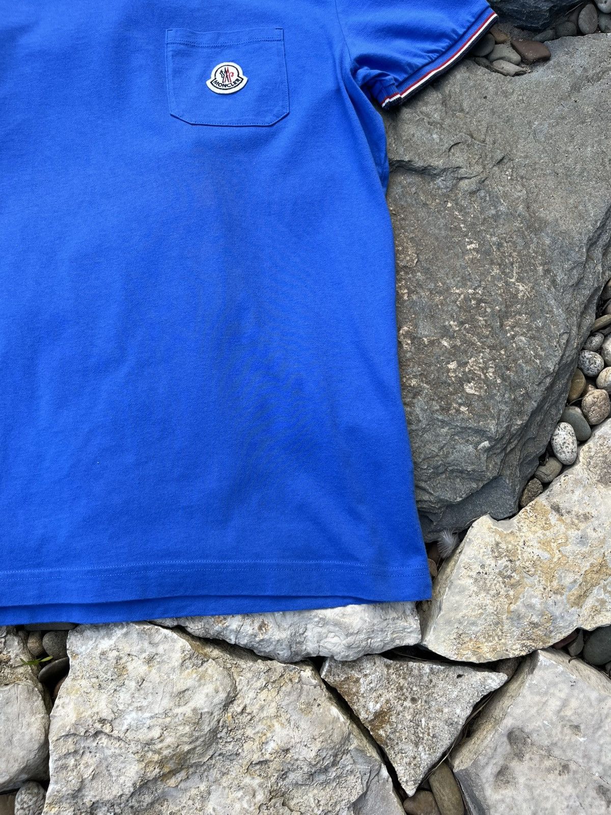Moncler × Vintage Moncler maglia t-shirt pocket chest logo luxury tee drill Size US L / EU 52-54 / 3 - 6 Thumbnail