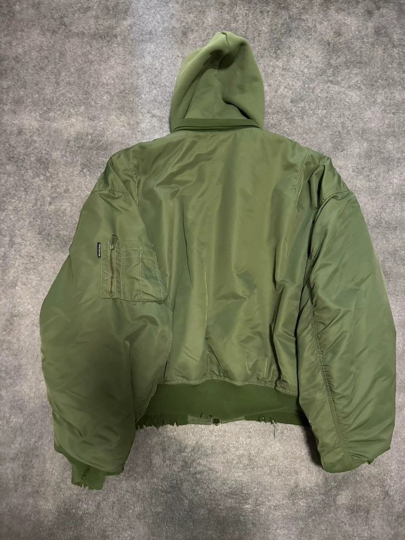 Balenciaga Balenciaga Hooded Bomber jacket Size US XS / EU 42 / 0 - 2 Thumbnail