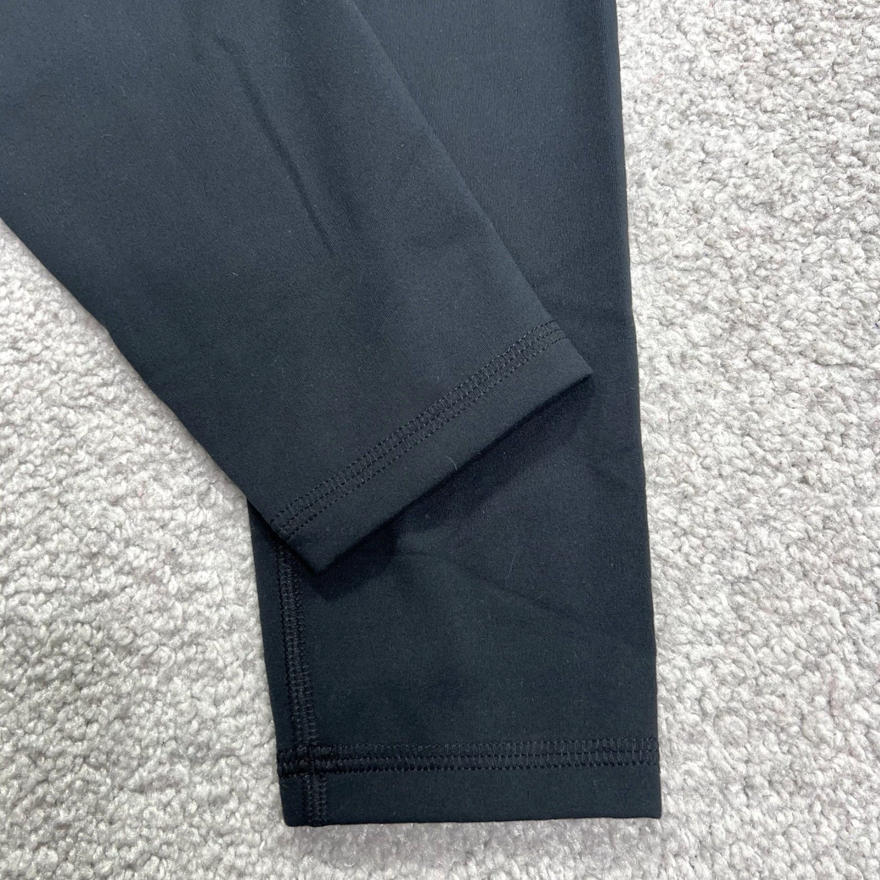 Under Armour Under Armour Leggings Motion Women's Medium Full-Length Black High Rise Run 28” Inseam NWT Size 32" / US 10 / IT 46 - 4 Thumbnail