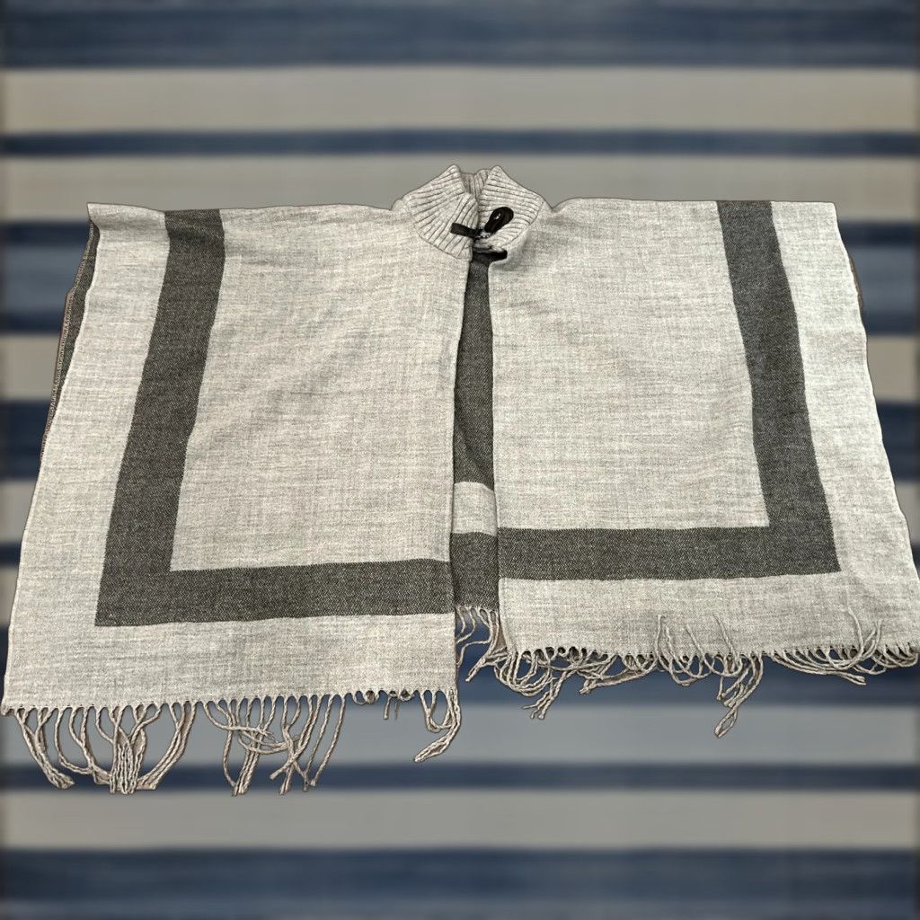 Anthropologie VINTAGE Anthropologie Fringe Cape Sweater Gray One Size Womens Size ONE SIZE - 1 Thumbnail