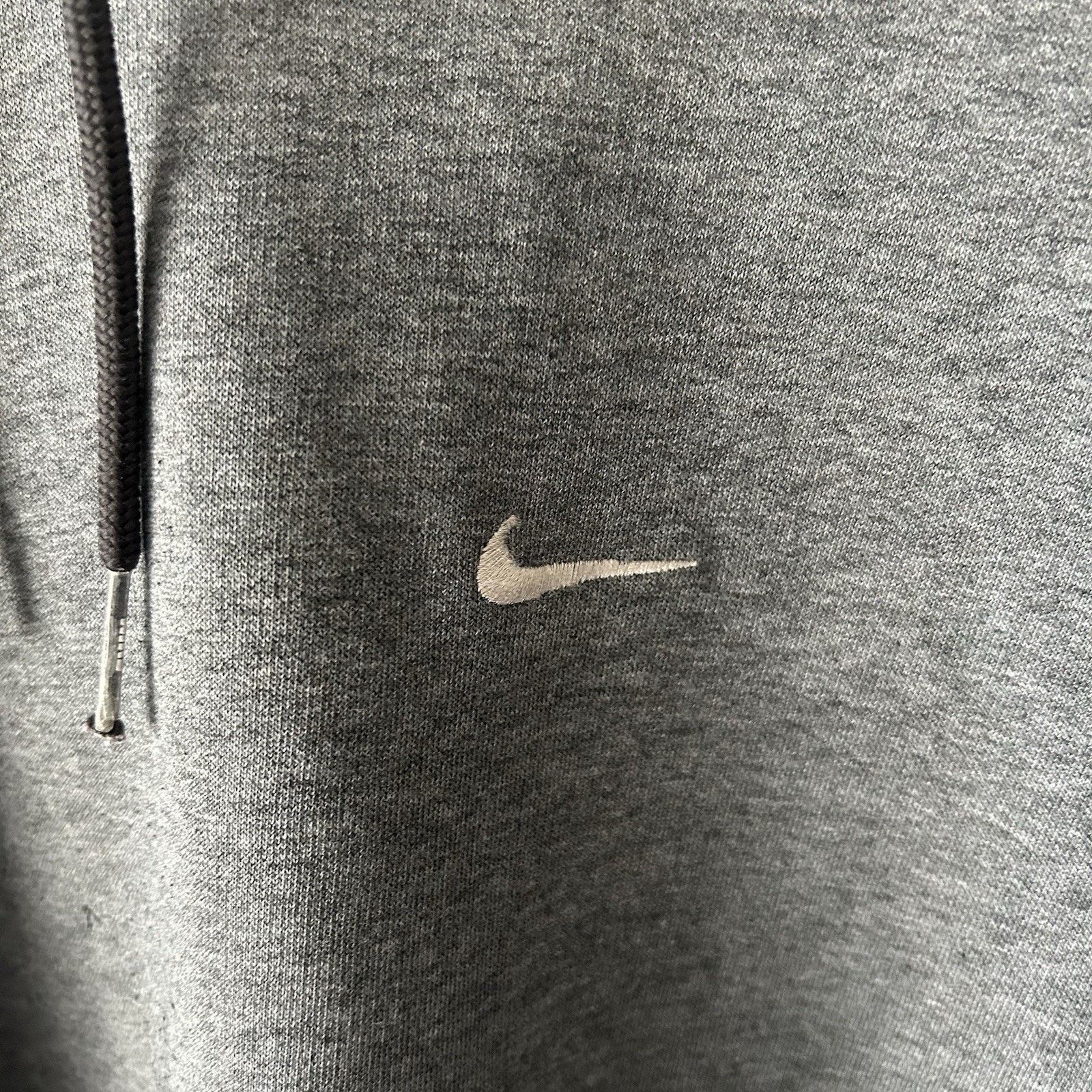 Nike Vintage Y2K Gray Nike Hoodie Men’s XL Sportswear Pullover Sw Size US XL / EU 56 / 4 - 4 Thumbnail