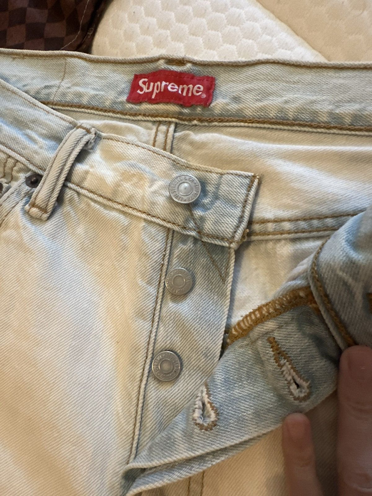 Levi's × Supreme Supreme Levi’s Jeans 30x32 Light Wash Cotton Size US 30 / EU 46 - 2 Thumbnail