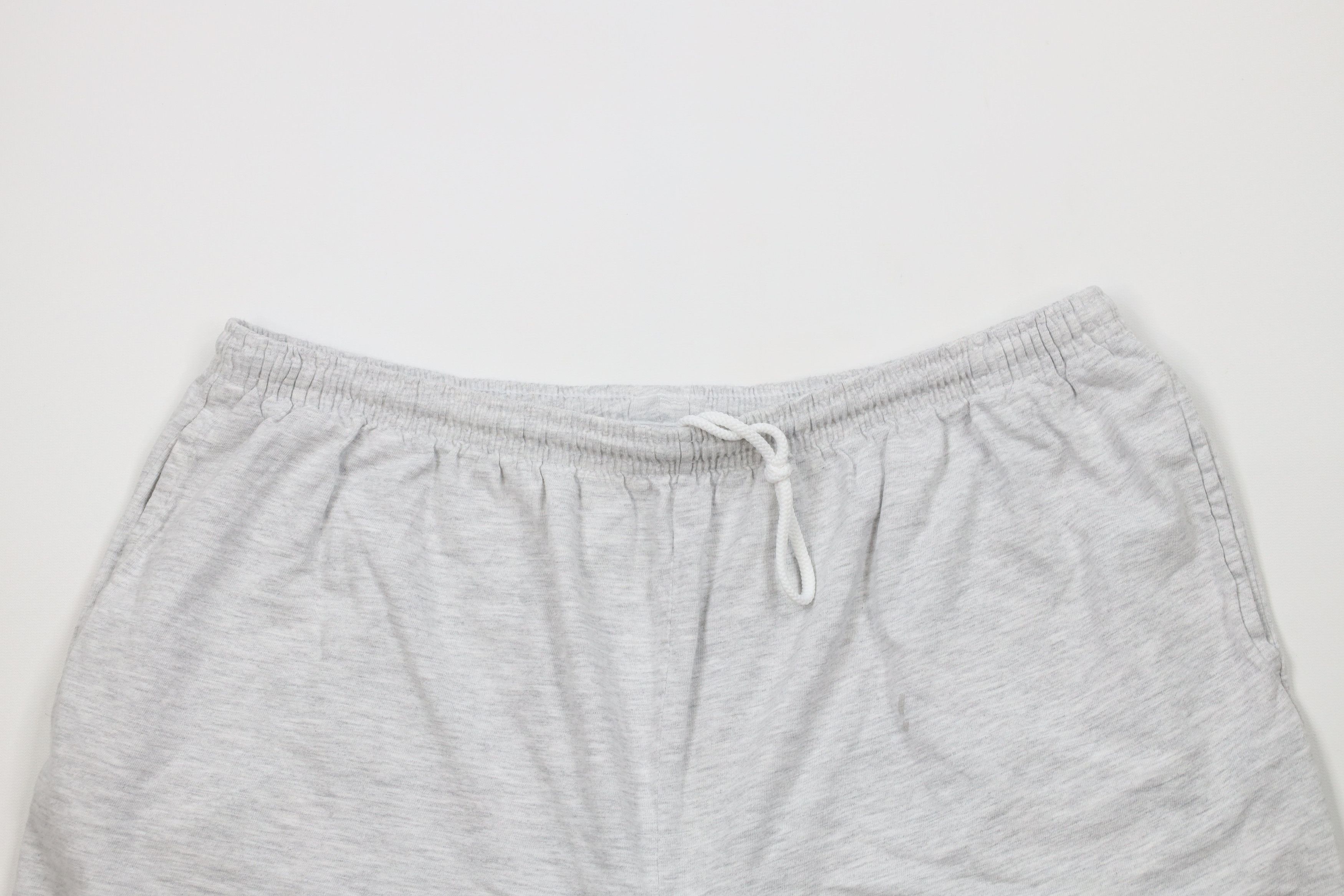 Vintage Vintage 90s Streetwear Heavyweight Above Knee Shorts Gray Size US 36 / EU 52 - 2 Thumbnail