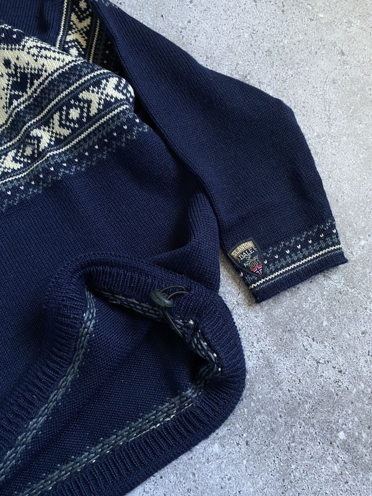 Dale Of Norway × Vintage Vintage Dale of Norway Christmas 2 Button Sweater Wool M Size US M / EU 48-50 / 2 - 11 Thumbnail