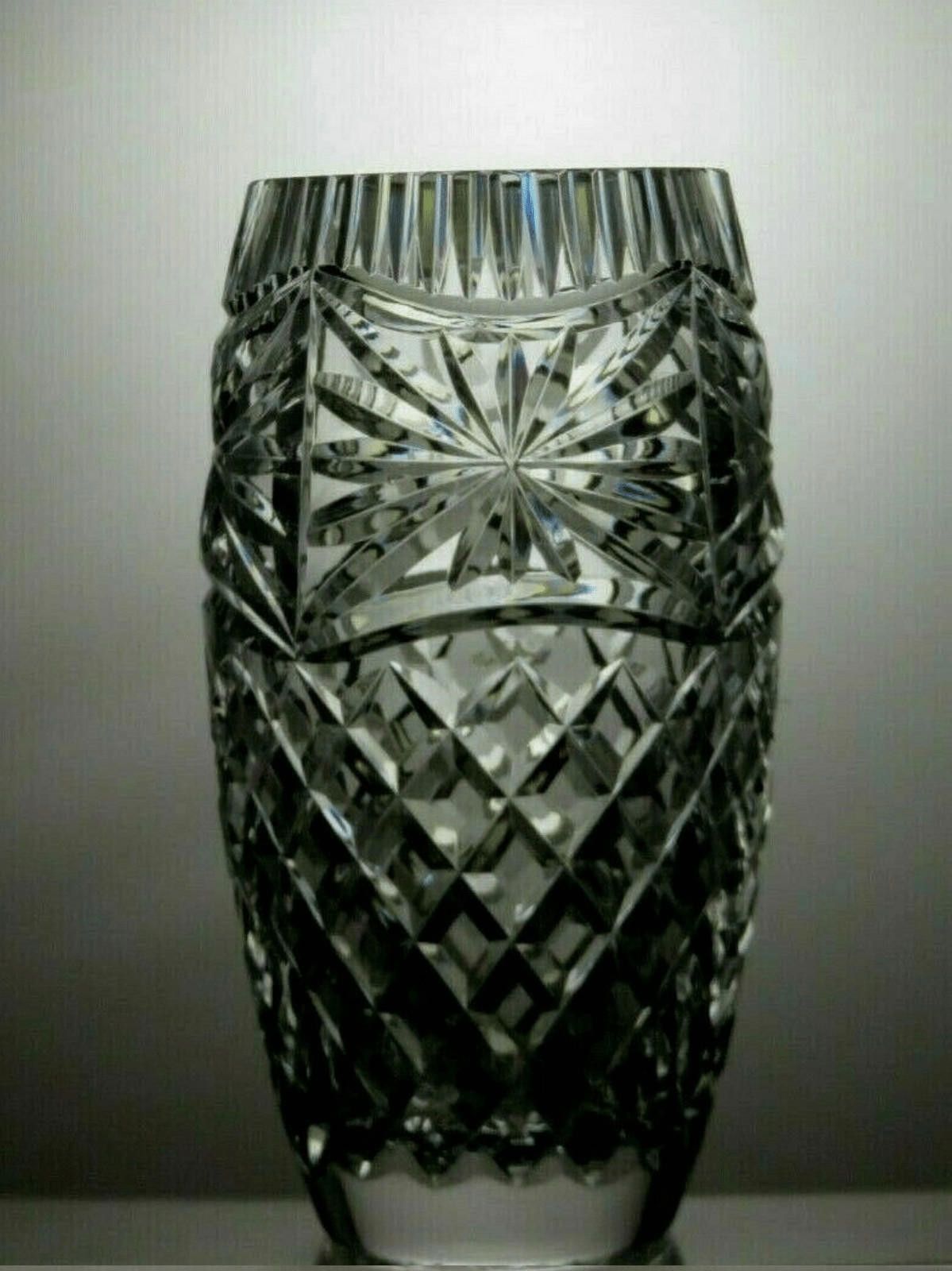 The Unbranded Brand Lovely Lead Irish Crystal Cut Glass Vase 8 1/4" Size ONE SIZE - 1 Thumbnail