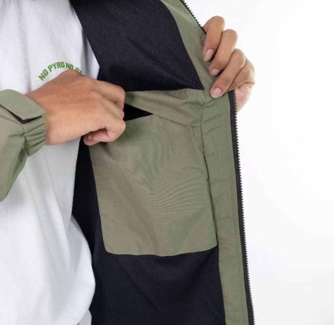 Japanese Brand 💥Casual green lens hoodie jacket Size US M / EU 48-50 / 2 - 5 Thumbnail