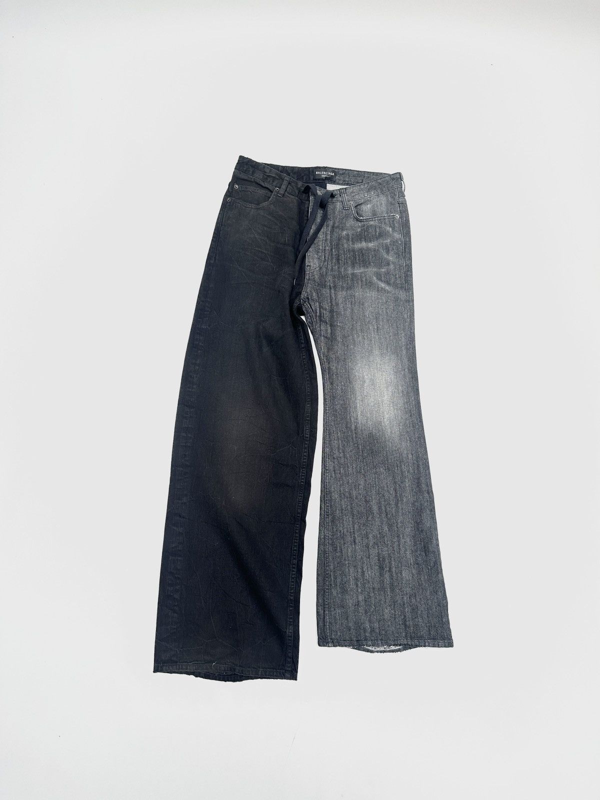 BALENCIAGA 22AWraver baggy denim pantパンツ BALENCIAGA 22AWraver baggy denim pantパンツ Shop Balenciaga