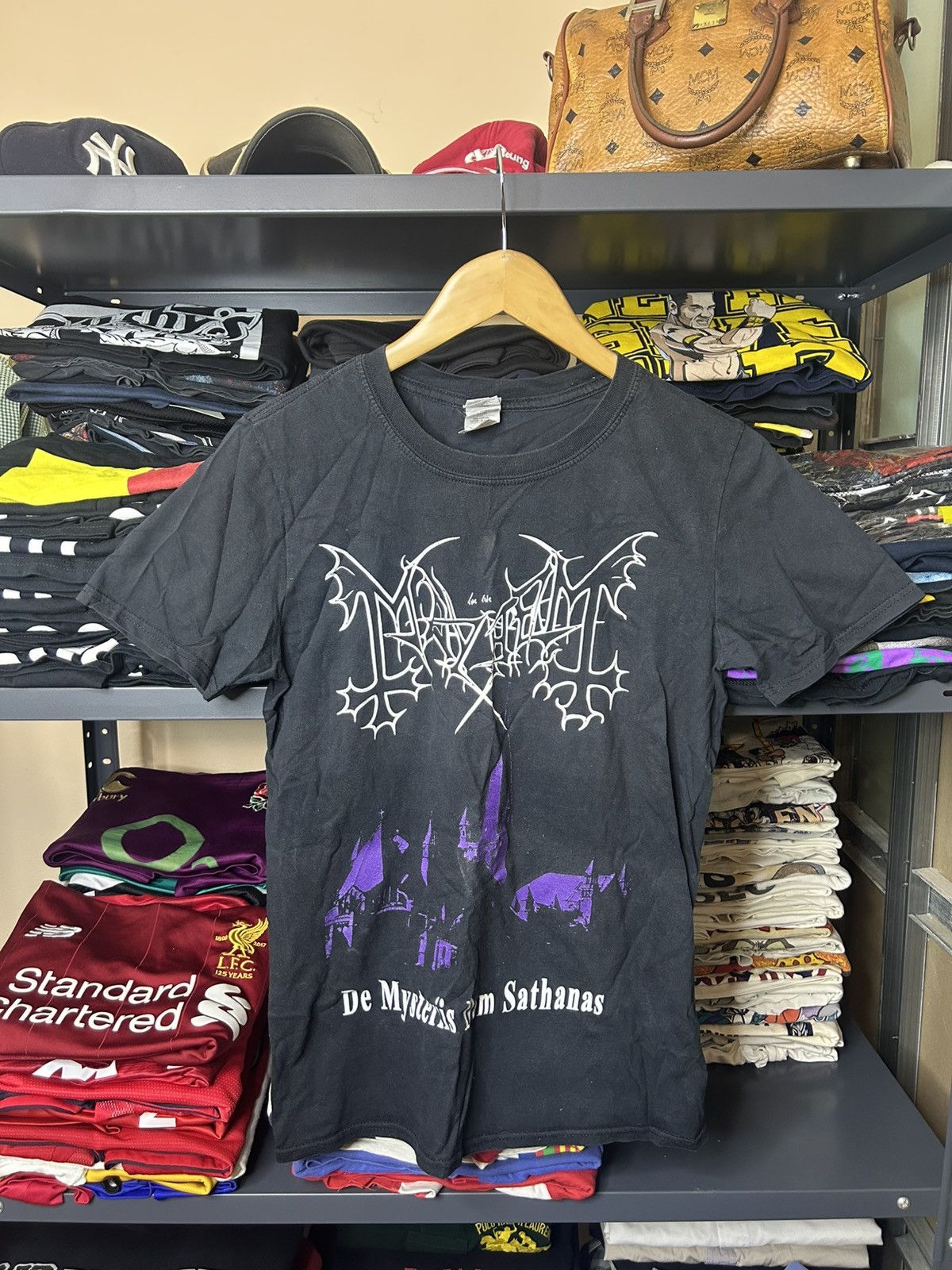 Band Tees Vintage Mayhem De Mysteriis Dom Sathanas Band Gildan Size S Size US S / EU 44-46 / 1 - 1 Thumbnail