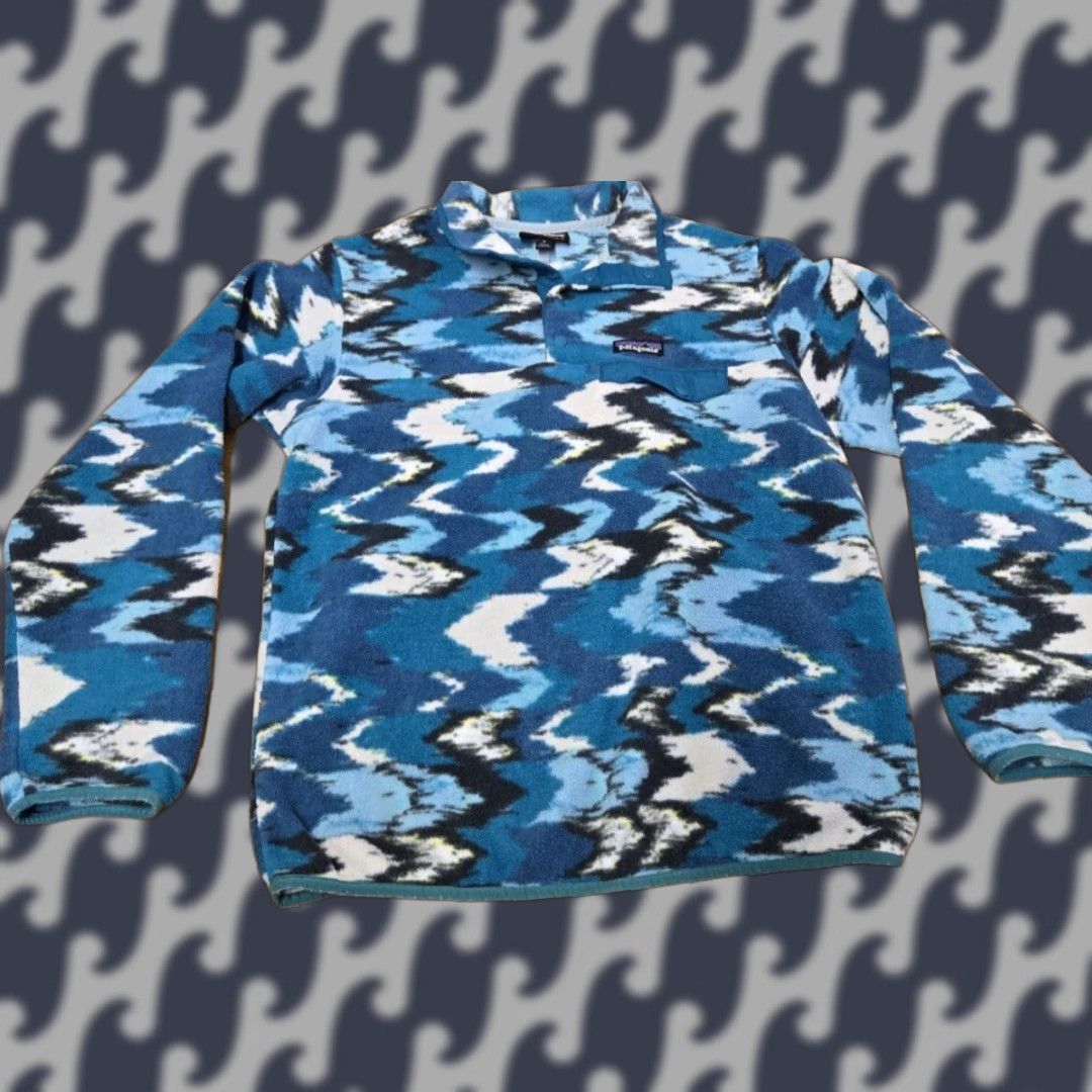 Patagonia VINTAGE Patagonia Snap T Fleece Jacket Women Medium Blue Arrow Geometric Snaps Pullover Size M / US 6-8 / IT 42-44 - 1 Thumbnail