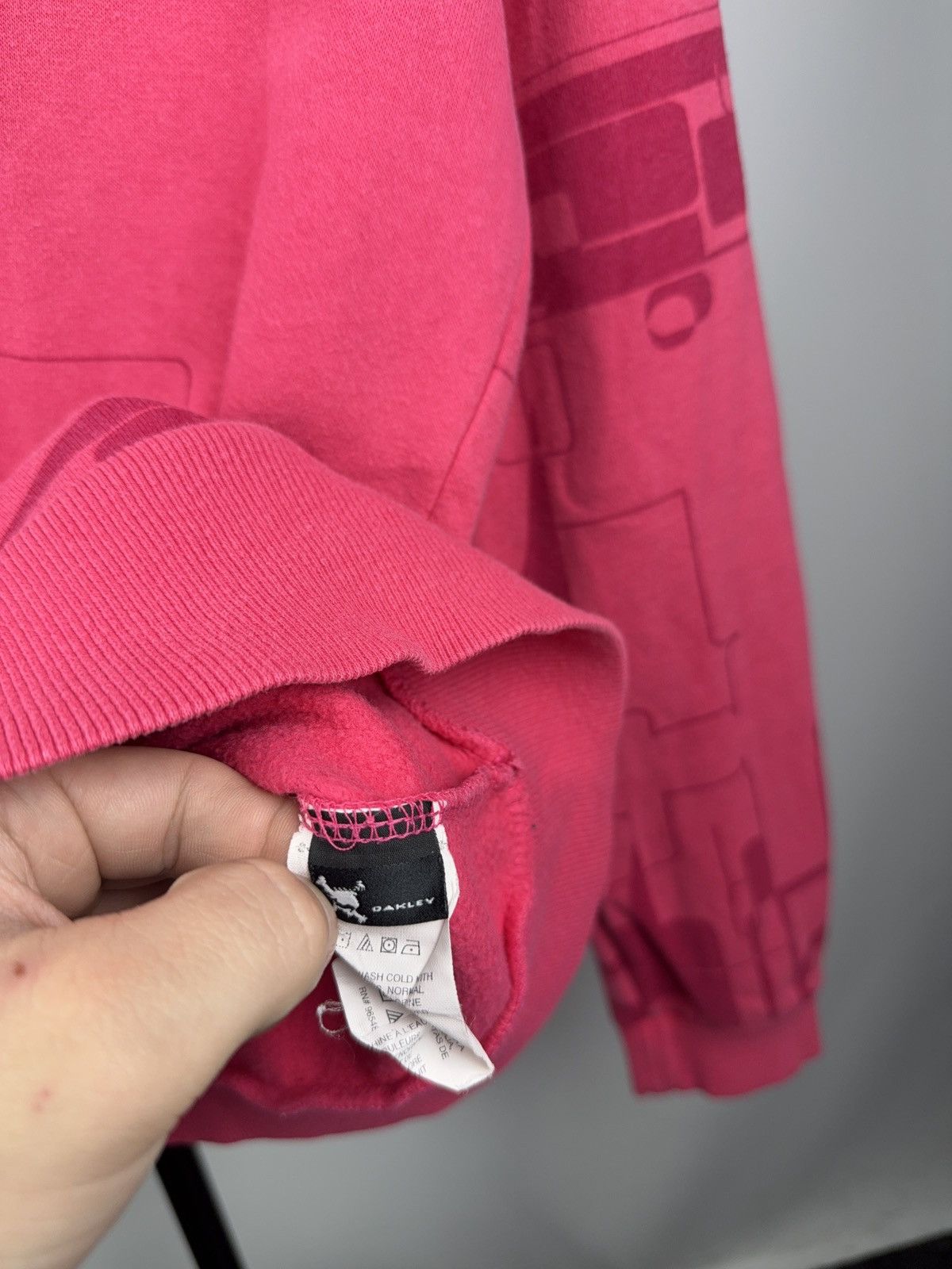 Oakley Y2K 00s Oakley Outdoor Pink Abstract Full Zip Hoodie M Size M / US 6-8 / IT 42-44 - 8 Thumbnail