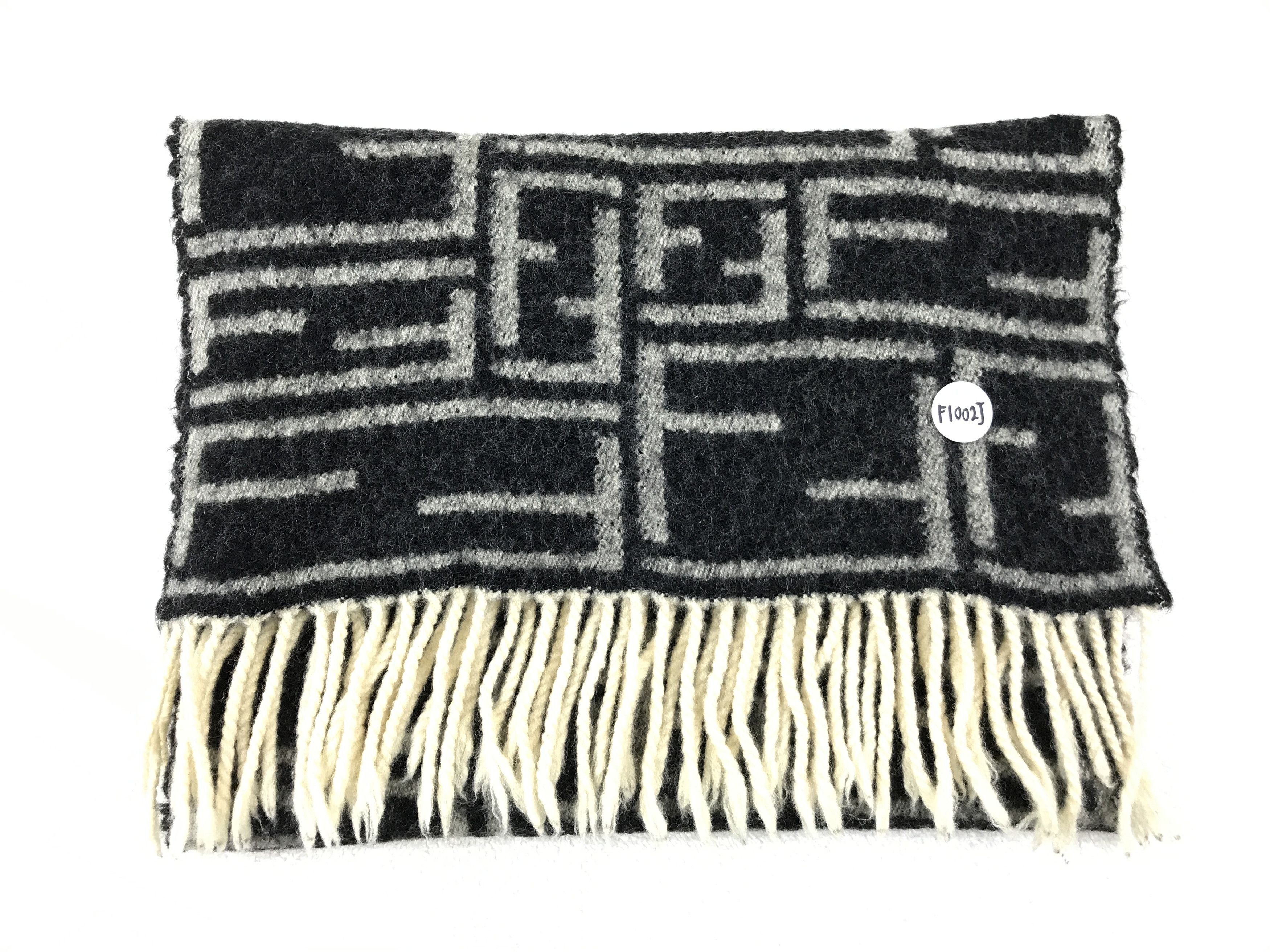 Fendi Vintage Fendi Scarf Muffler Wool Cashmere Size ONE SIZE - 2 Thumbnail
