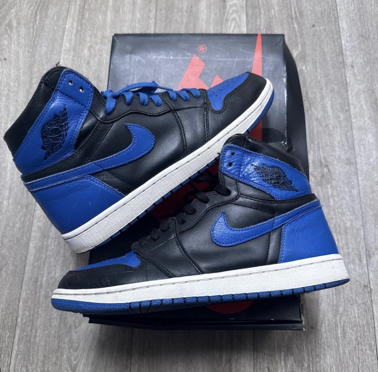 Jordan Brand Air Jordan 1 Royals Size US 10 / EU 43 - 2 Thumbnail