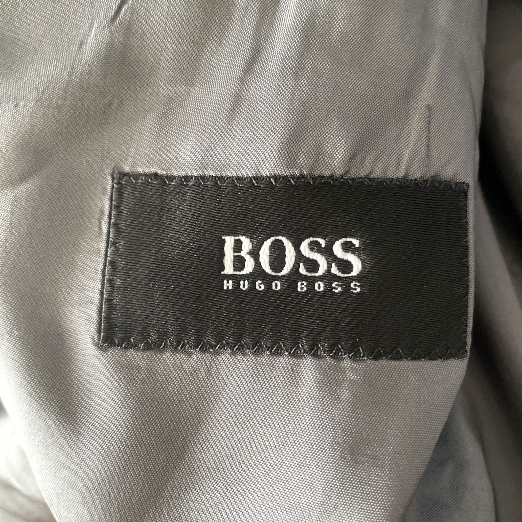 Hugo Boss VINTAGE HUGO BOSS Sport Jacket Coat Mens Gray Wool Blazer 44R Classic Designer Size 44R - 3 Thumbnail