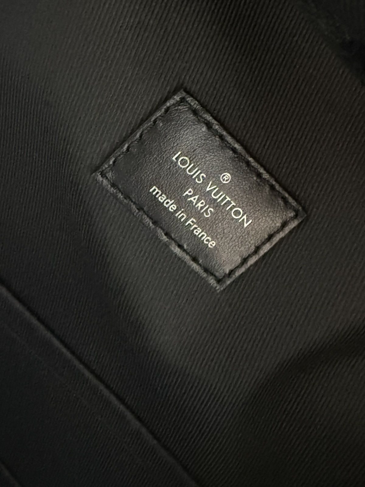 Louis Vuitton Louis Vuitton Josh Backpack Size ONE SIZE - 11 Thumbnail