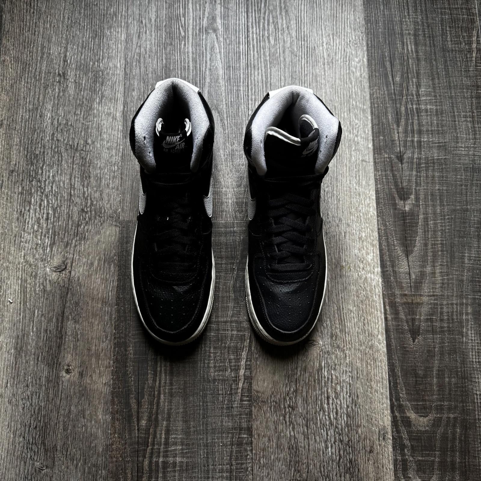 Nike NIKE • Air Force 1 High '07 "Black/White" (12M) Size US 12 / EU 45 - 9 Thumbnail