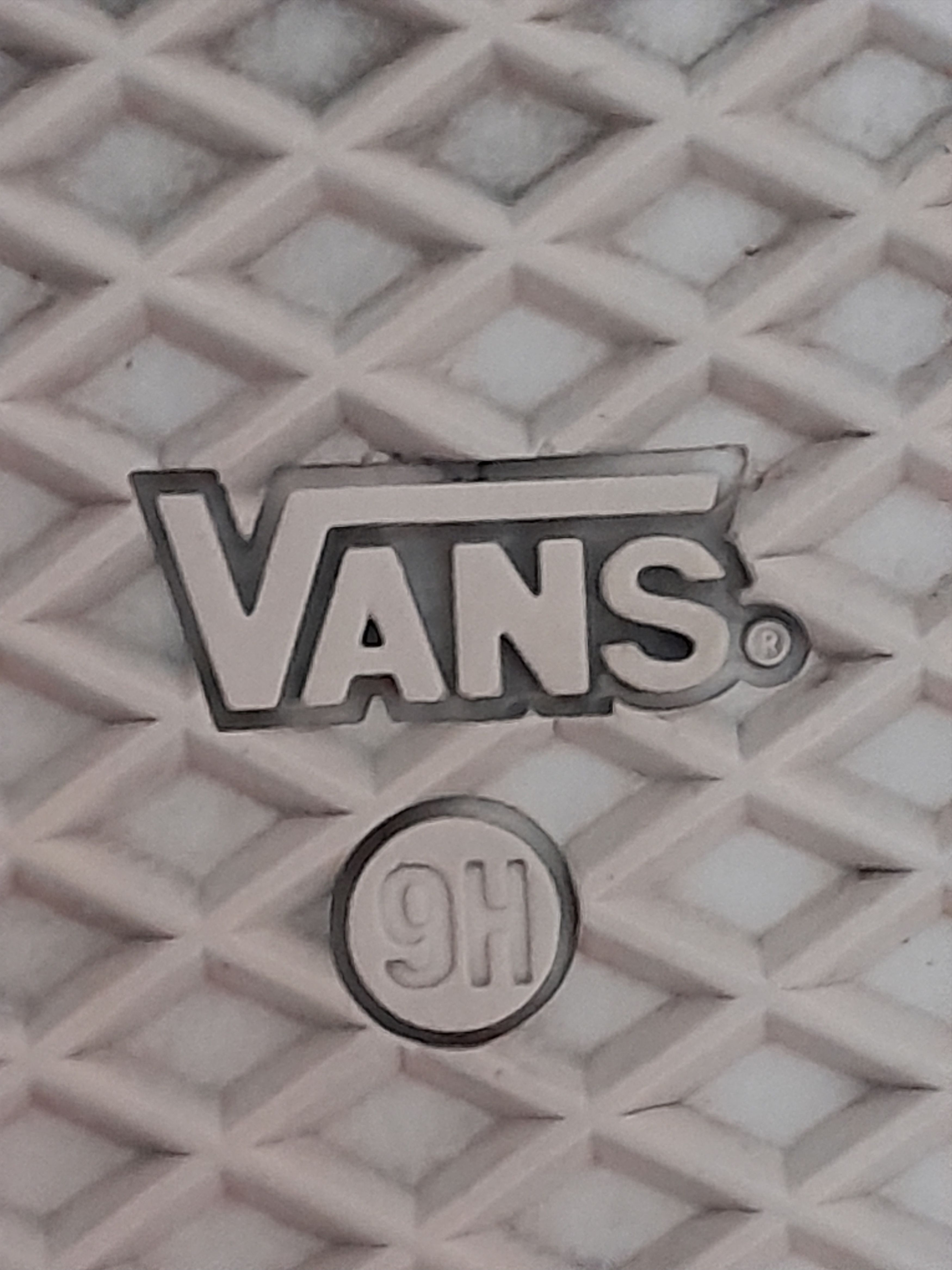 Vans ​Rare Vans Worker Bee (Japan Market Exclusive) - US 9 Size US 9 / EU 42 - 2 Thumbnail