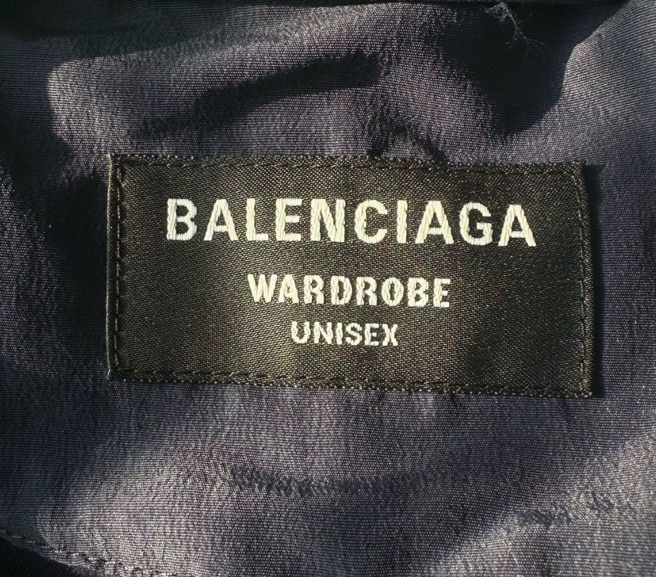 Balenciaga BALENCIAGA FW21 Sporty B Embroidered Logo Spl 2412-Nextarrow Size US S / EU 44-46 / 1 - 7 Thumbnail