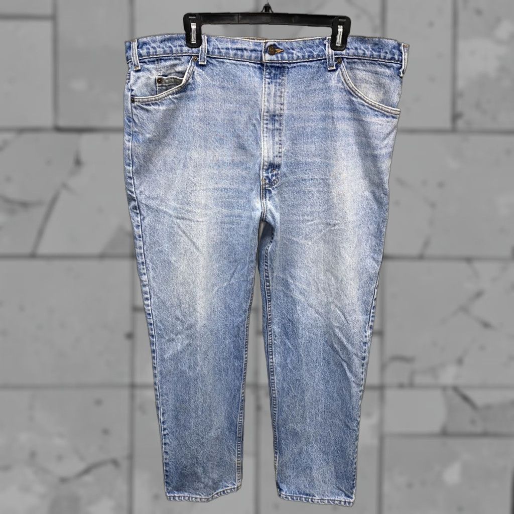 Levi's VINTAGE Levi’s 540 Jeans Mens Blue Light Wash Zip Fly Denim 42 X 30 USA Made Denim Jeans Men Regular Inseam 30 Size US 42 / EU 58 - 1 Thumbnail