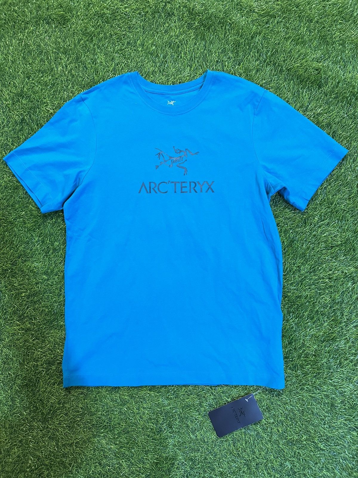 Arc'teryx Arcteryx Tee Shirt Brand New Size Small Size US S / EU 44-46 / 1 - 1 Thumbnail