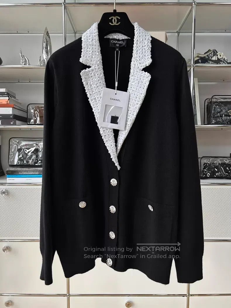 Chanel Chanel 23C Monte Carlo black and white contrast colour seq Size M / US 6-8 / IT 42-44 - 1 Thumbnail