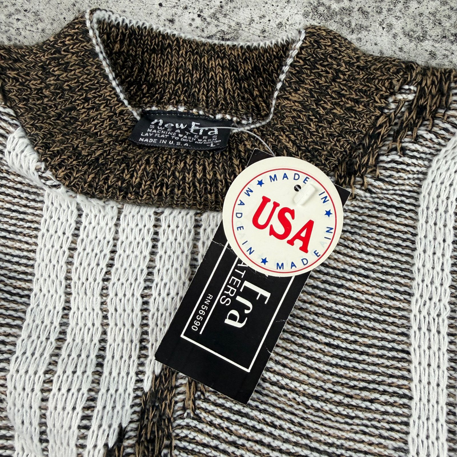 New Era Vintage Pattern Sweater New Era USA Made Deadstock Size L Size US L / EU 52-54 / 3 - 2 Thumbnail