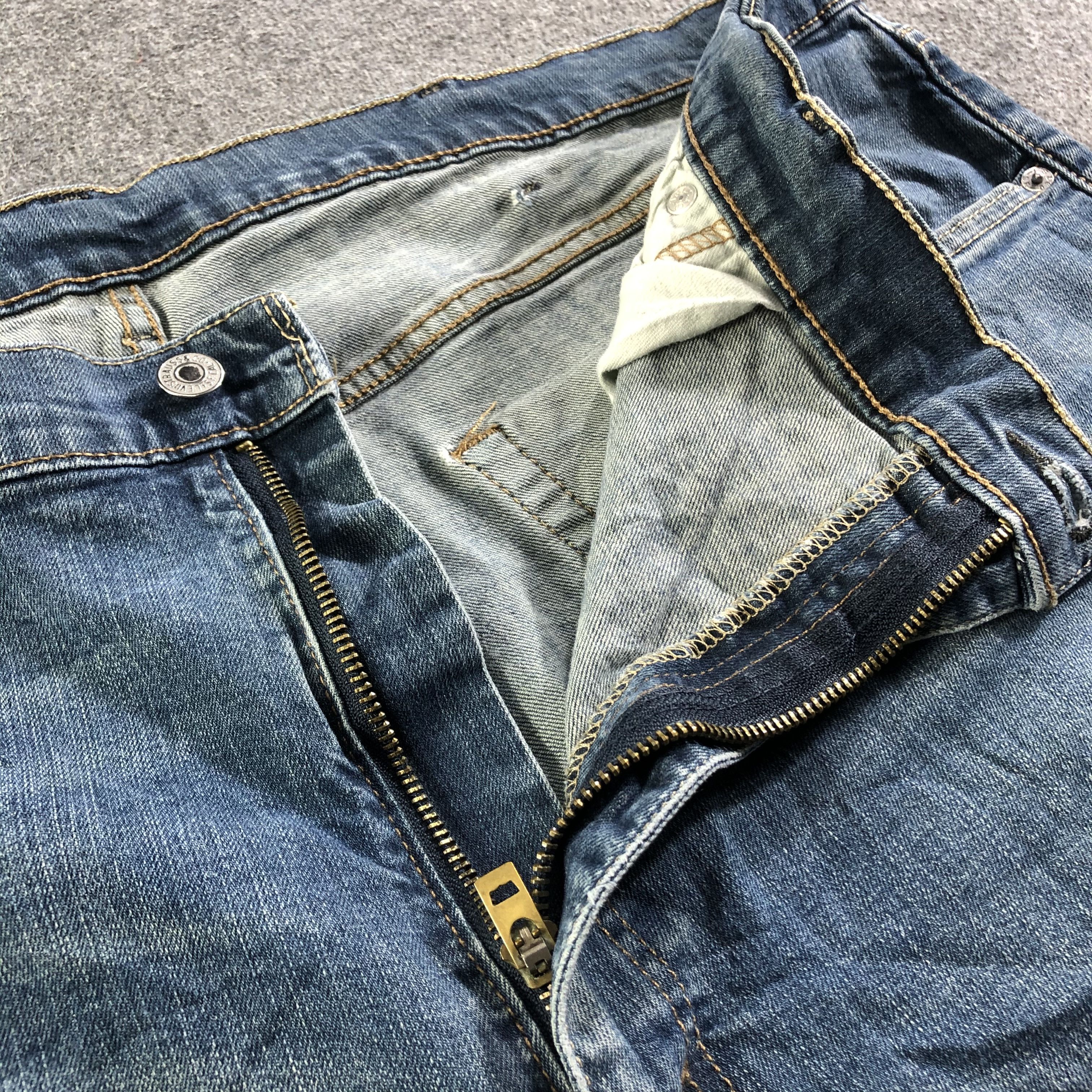 Levi's Vintage Blue Wash Levis 559 Jeans-J3418 Size US 44 / EU 60 - 8 Thumbnail