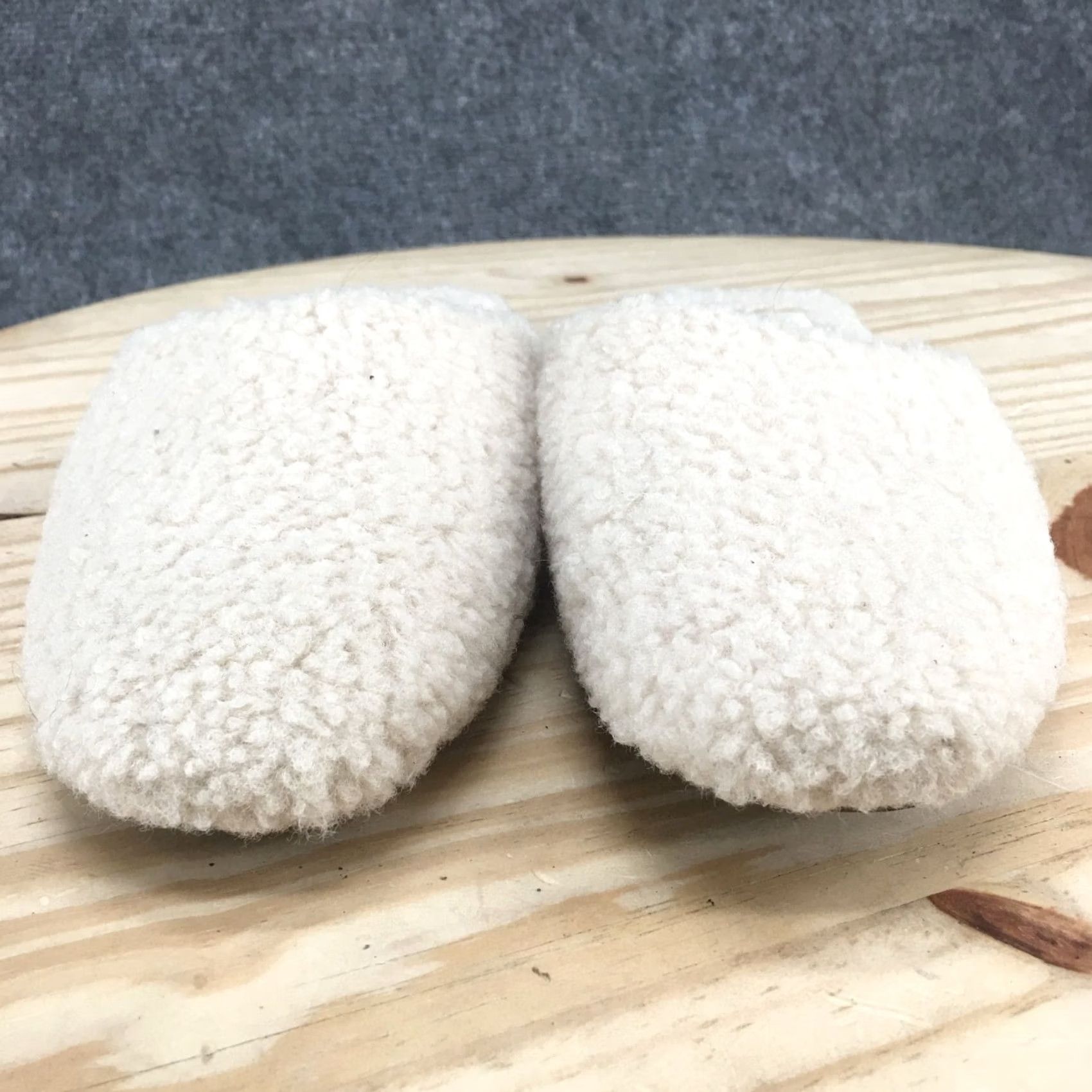 Vintage Universal Thread Mules Womens 10 White Faux Fur Almond Toe Slip On Size US 10 / IT 40 - 4 Thumbnail