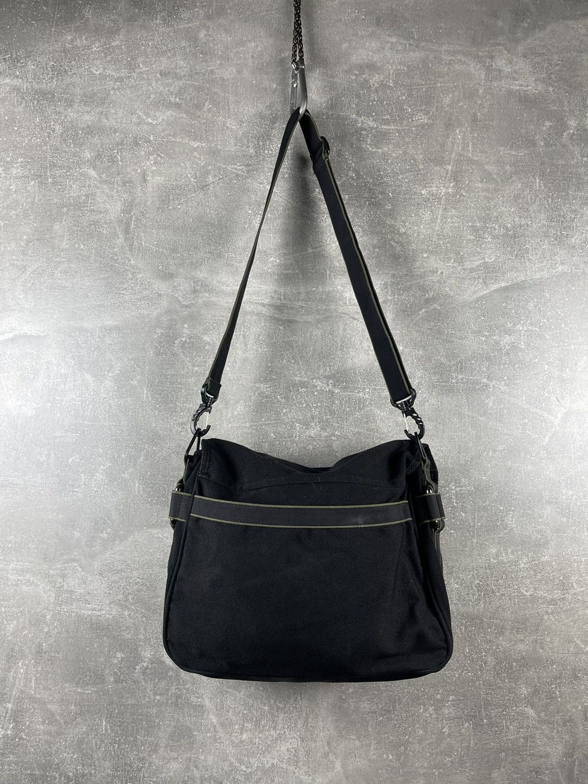 Diesel Diesel Vintage Nylon Crossbody Shoulder Messenger Bag 2000s Size ONE SIZE - 7 Thumbnail