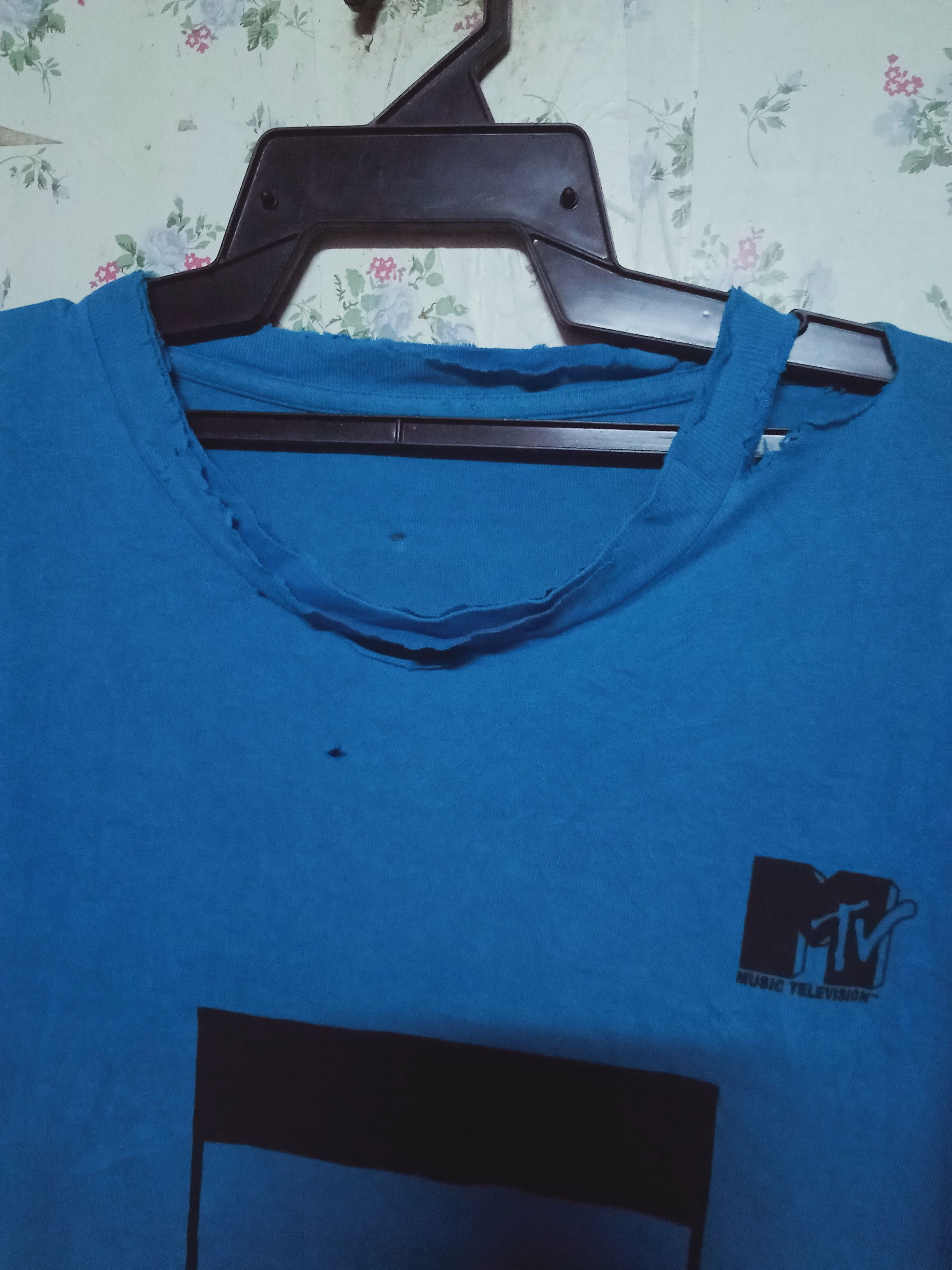 Band Tees Vintage Music Note MTV Distressed Tee Size US M / EU 48-50 / 2 - 2 Thumbnail
