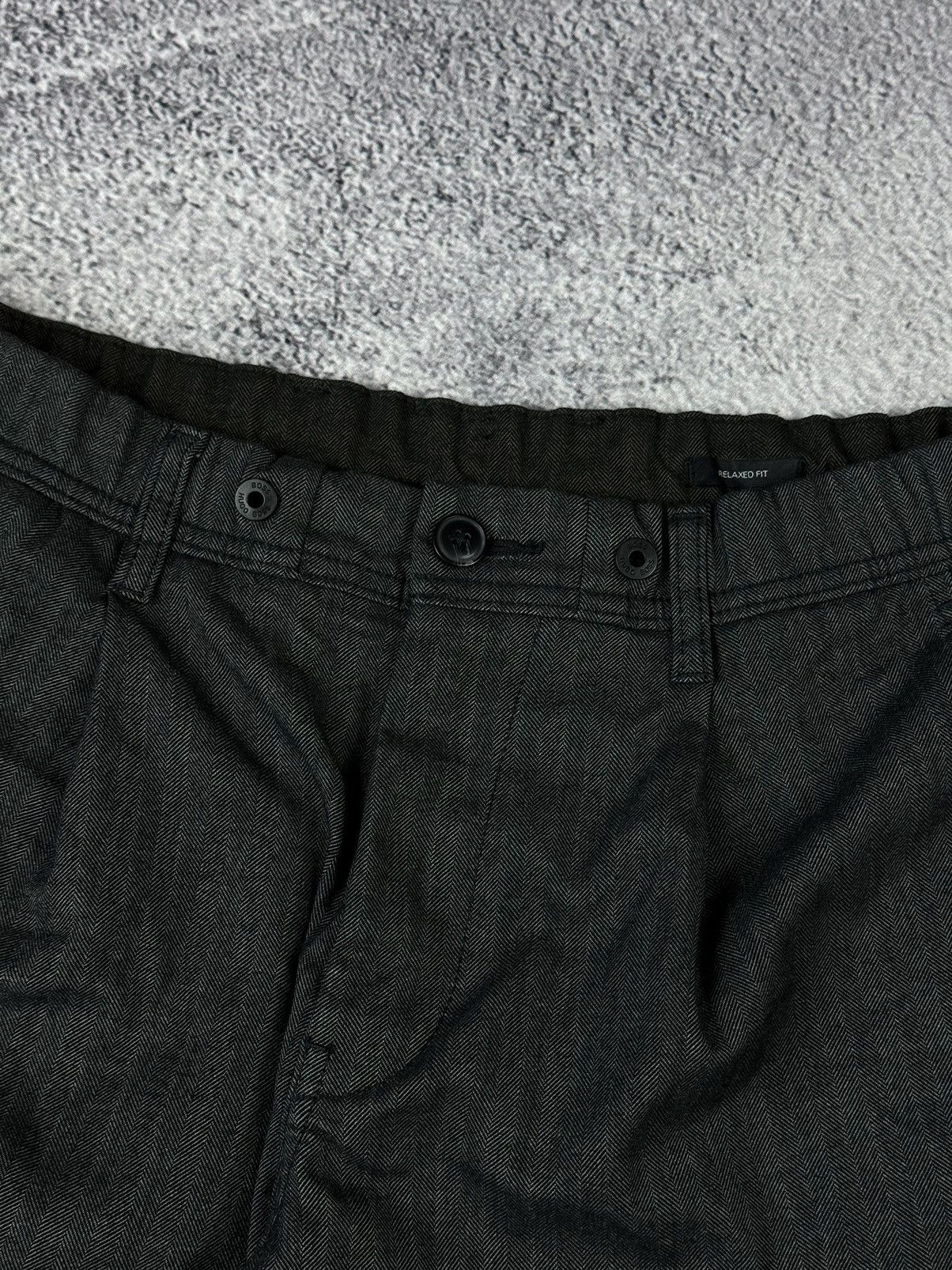 Hugo Boss HUGO BOSS Dark Grey Striped Lightweight Casual Cropped Pants Size US 31 - 3 Thumbnail