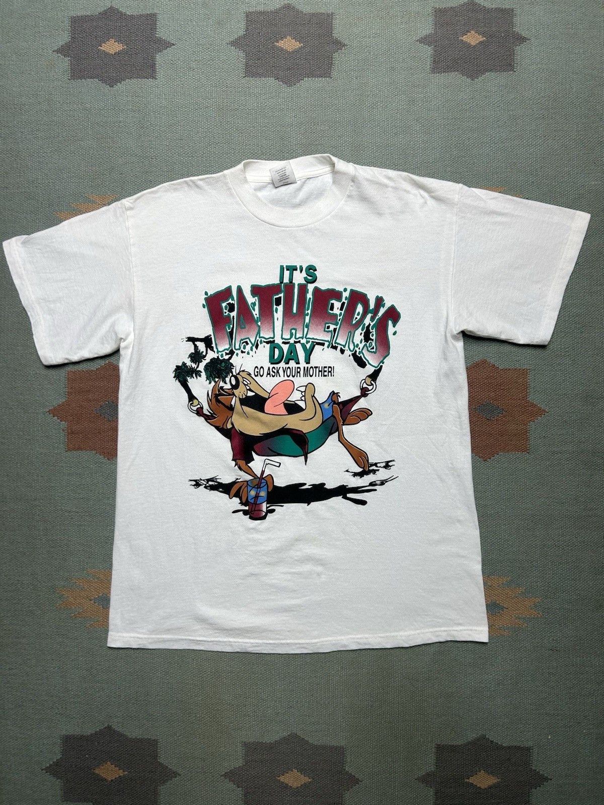 Vintage Vtg 90 t shirt taz looney tunes Father’s Day funny cartoon L Size US L / EU 52-54 / 3 - 1 Thumbnail