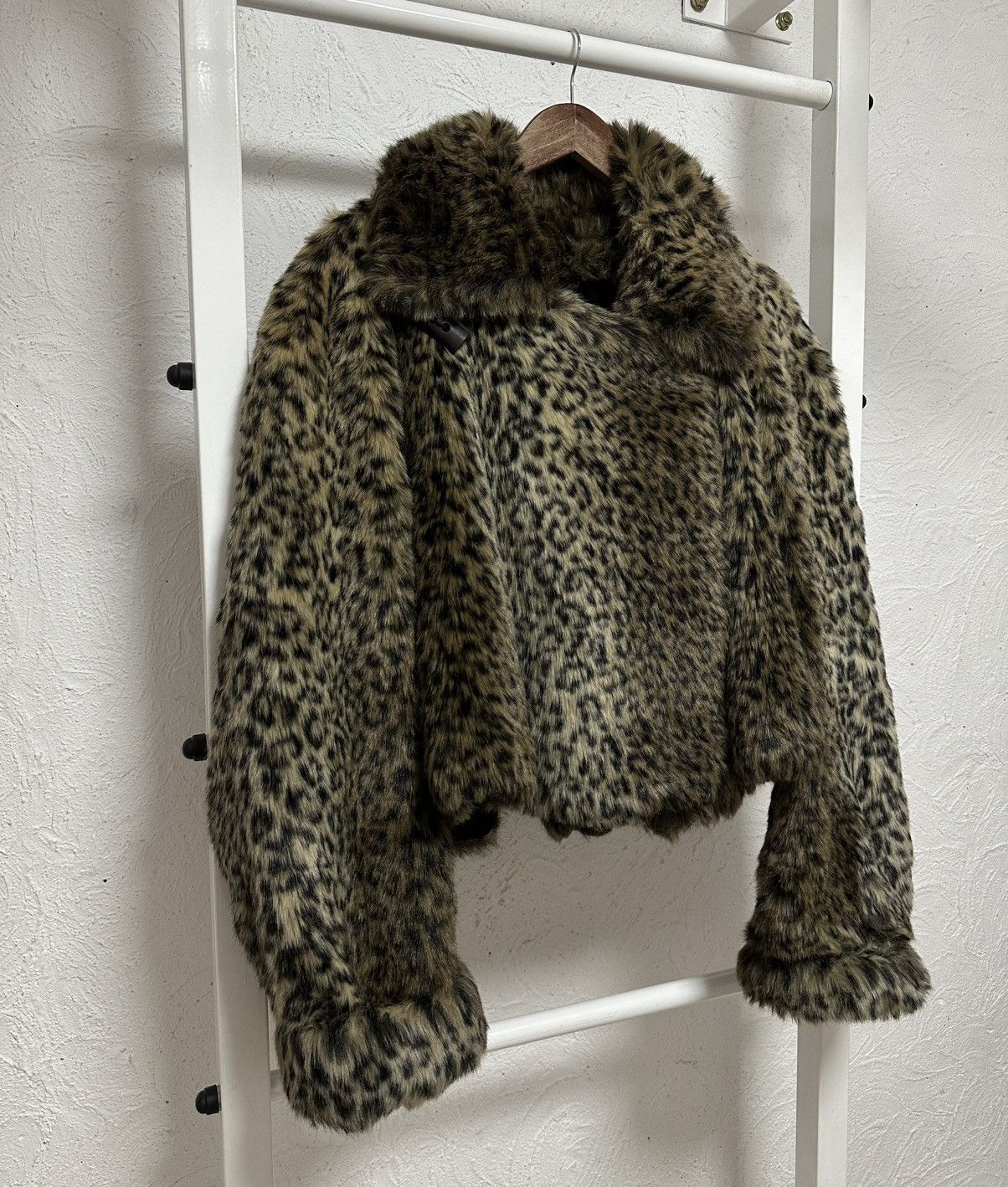 Other Y2K Japanese Style Faux Fur Leopard Print Jacket Women’s Size ONE SIZE - 5 Thumbnail