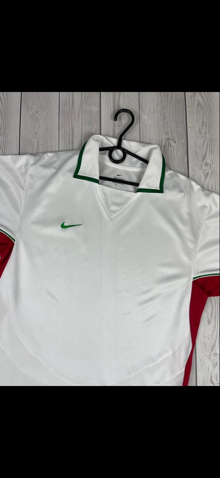 Nike Vintage nike soccer polo white size M logo total 90 portuga Size US M / EU 48-50 / 2 - 2 Thumbnail