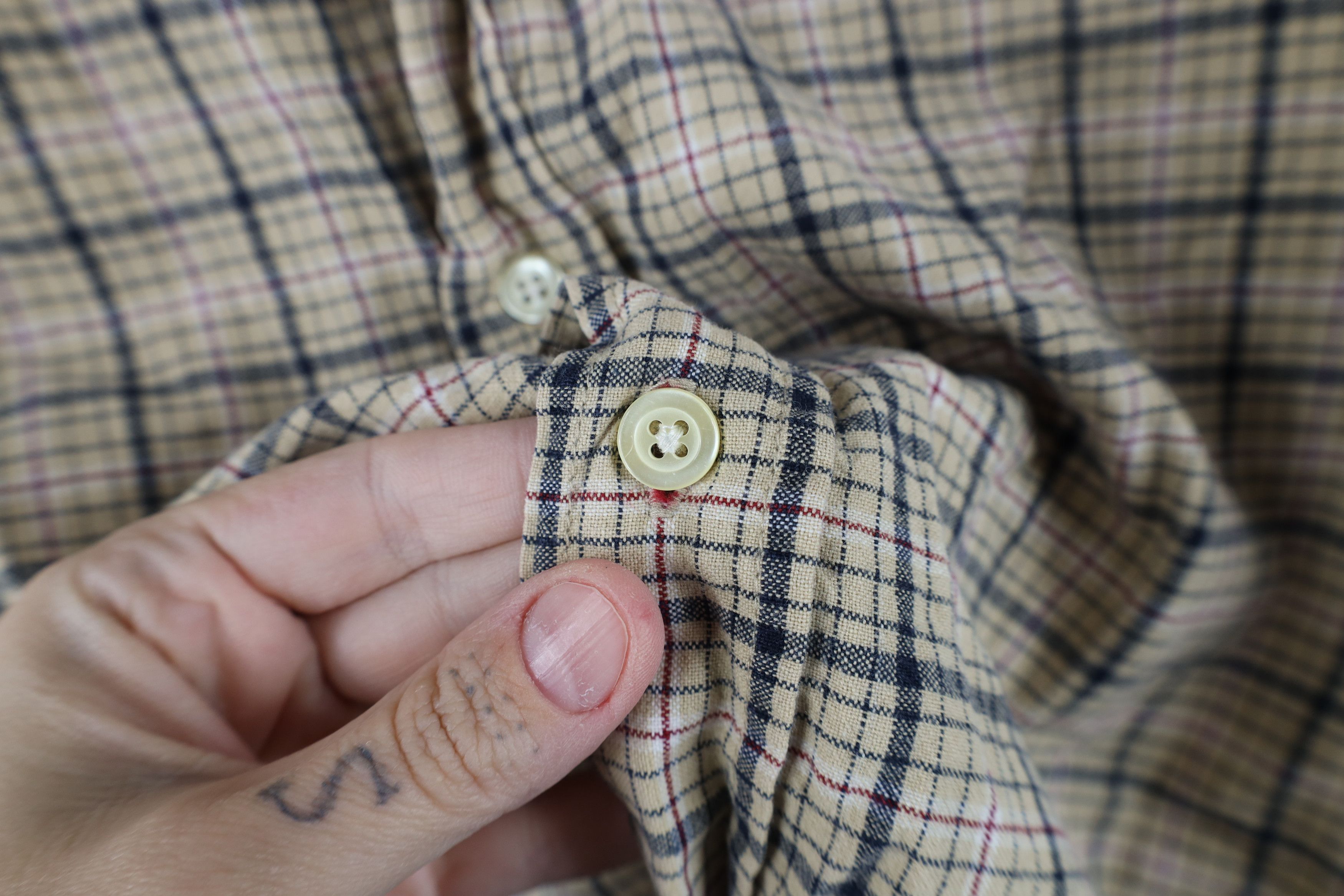 Vintage Vintage 90s Streetwear Sucker Short Sleeve Button Down Shirt Size US M / EU 48-50 / 2 - 6 Thumbnail