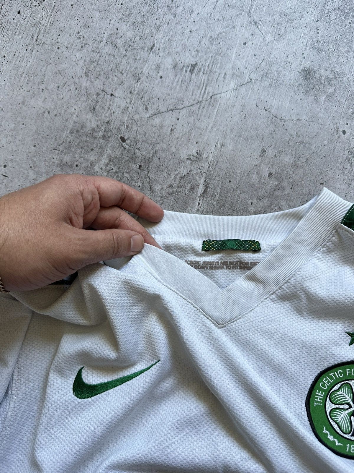 Nike 2009/10 Nike Celtic Vintage Third Kit Soccer Jersey Size US L / EU 52-54 / 3 - 15 Thumbnail