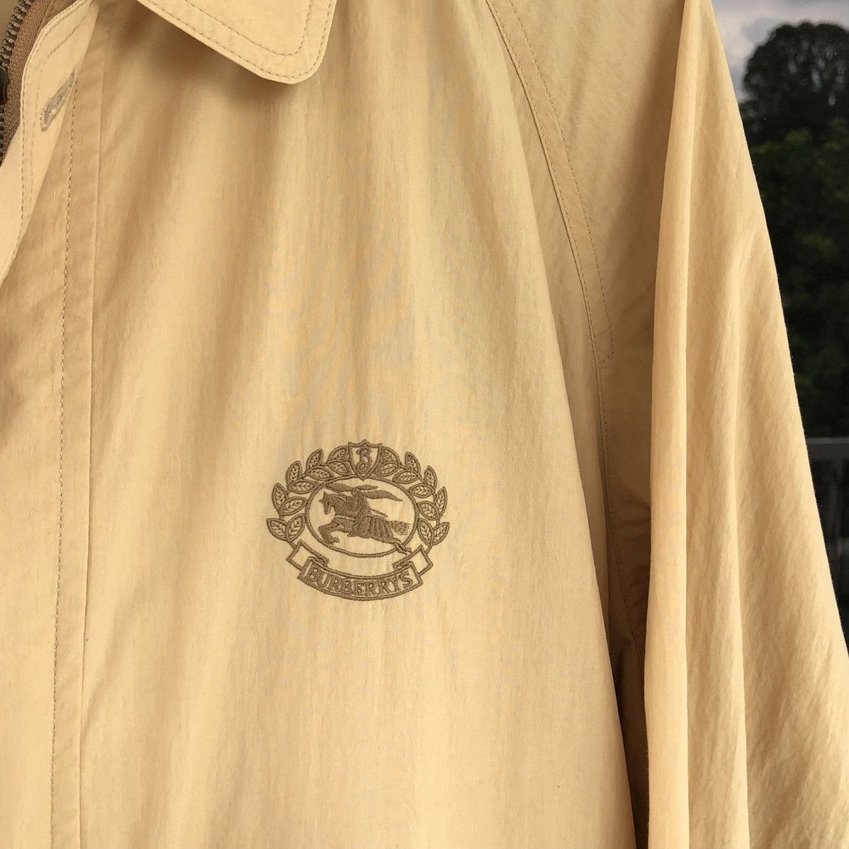 Burberry Vintage Burberrys Embroidered Logo Light Zipper Jacket Size US M / EU 48-50 / 2 - 7 Thumbnail