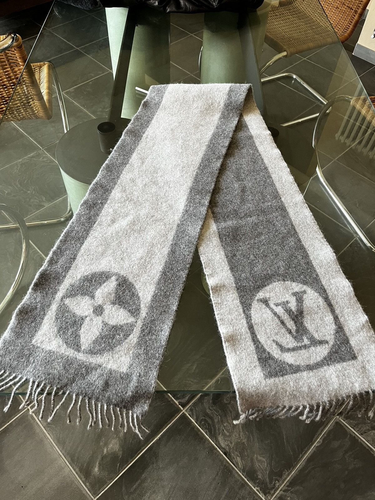 Louis Vuitton Louis Vuitton Sick Scarf Size ONE SIZE - 3 Thumbnail