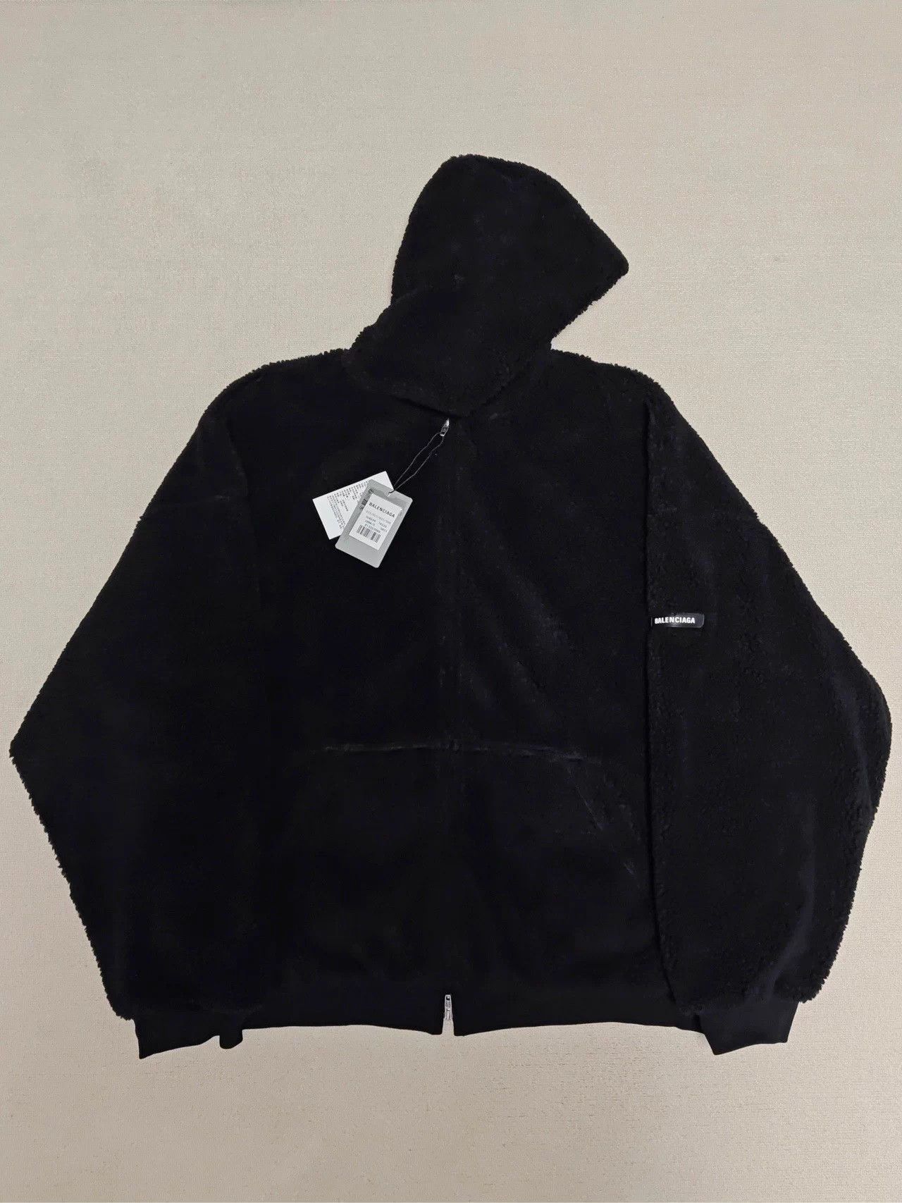 Balenciaga Balenciaga 23FW Armband Teddy Lamb Zip Hood Size 5 Size US XXL / EU 58 / 5 - 1 Thumbnail