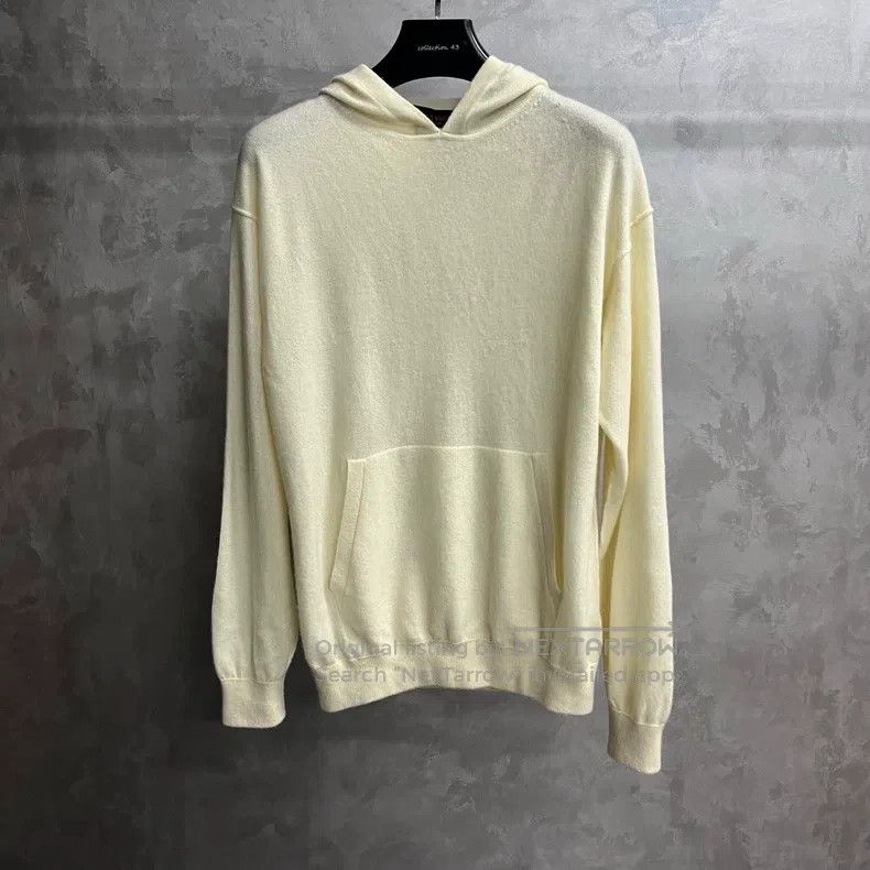 Louis Vuitton Louis Vuitton White cashmere-blend hooded long-sleeve swea Size US M / EU 48-50 / 2 - 1 Thumbnail