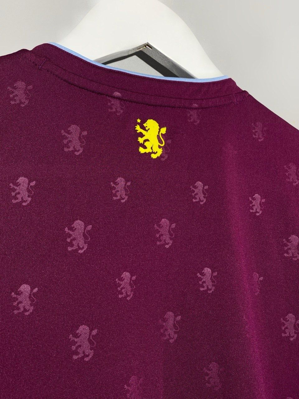 Under Armour Under Armour Aston Villa 2017/18 Home Football Shirt Jersey Size US L / EU 52-54 / 3 - 12 Thumbnail